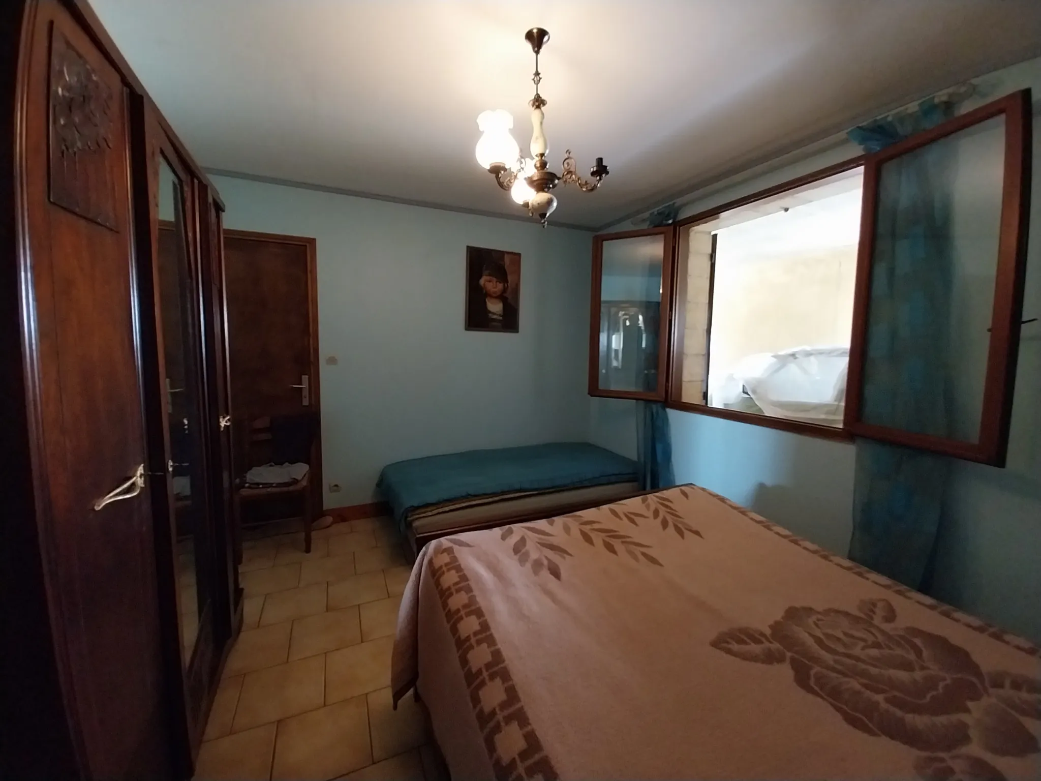 Maison familiale à Chancelade avec vue exceptionnelle et grands volumes 