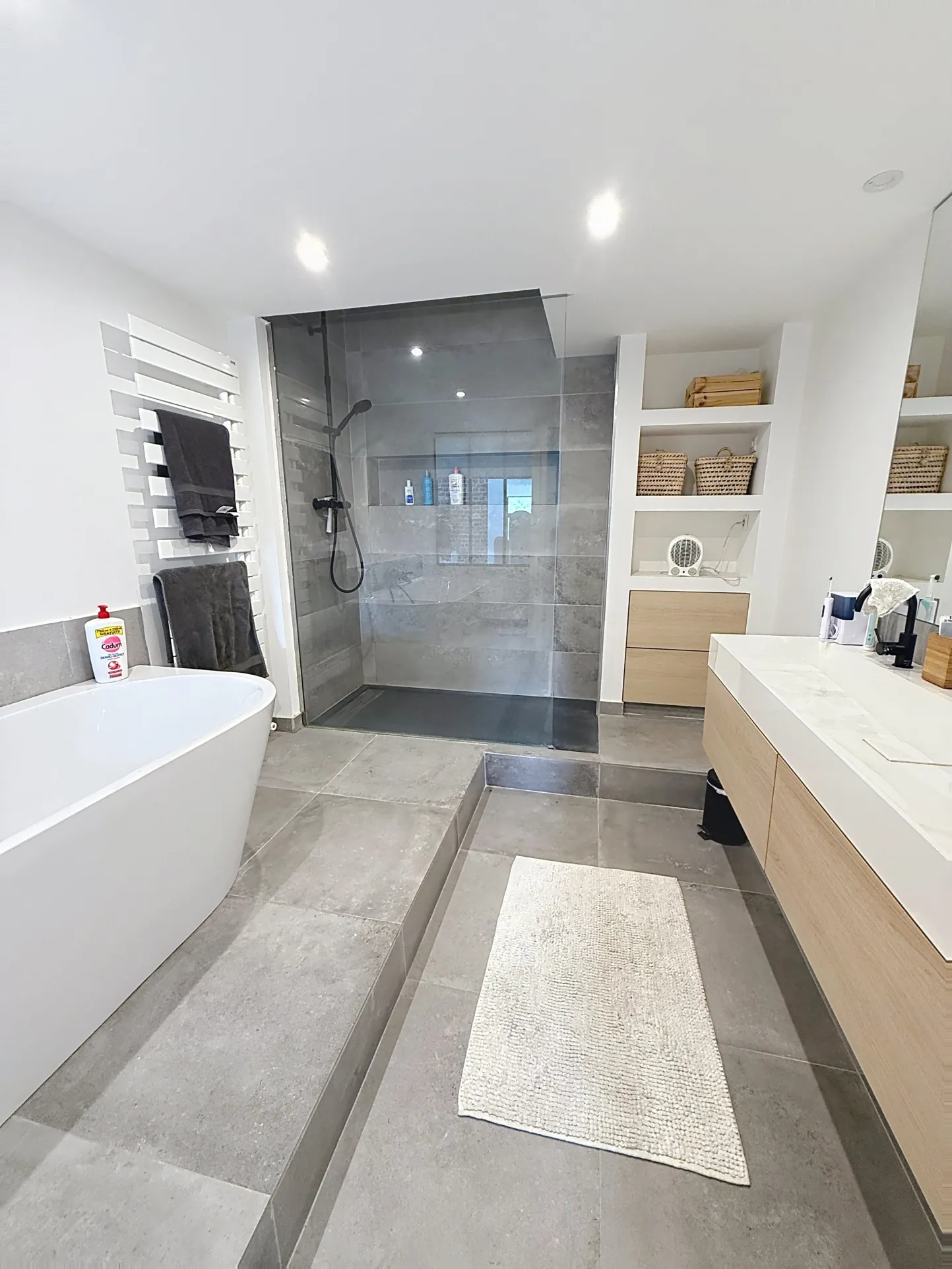 Magnifique loft à vendre à Tourcoing avec terrasse, parking sécurisé et charme industriel 