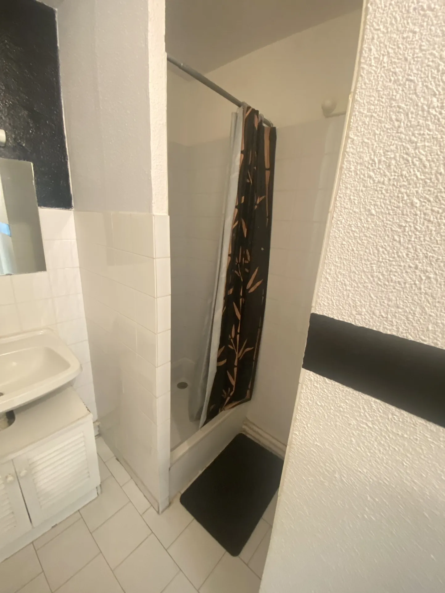 Appartement T2 avec cabine, vue baie, terrasse et parking à Le Cap d'Agde 