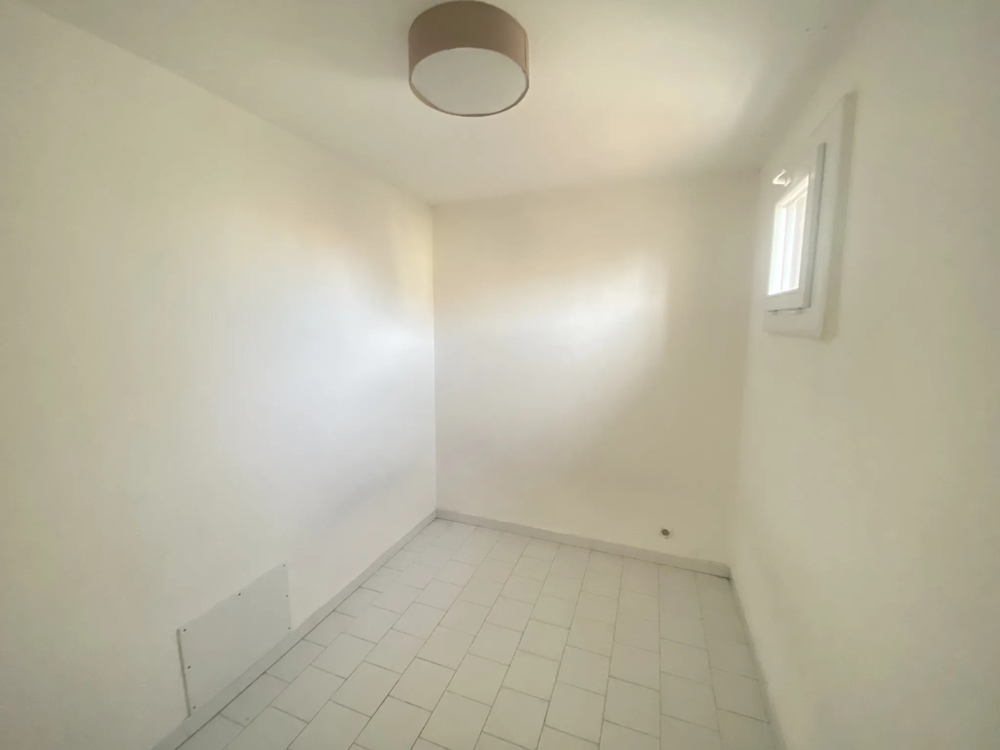 Appartement T2 avec cabine, vue baie, terrasse et parking à Le Cap d'Agde 