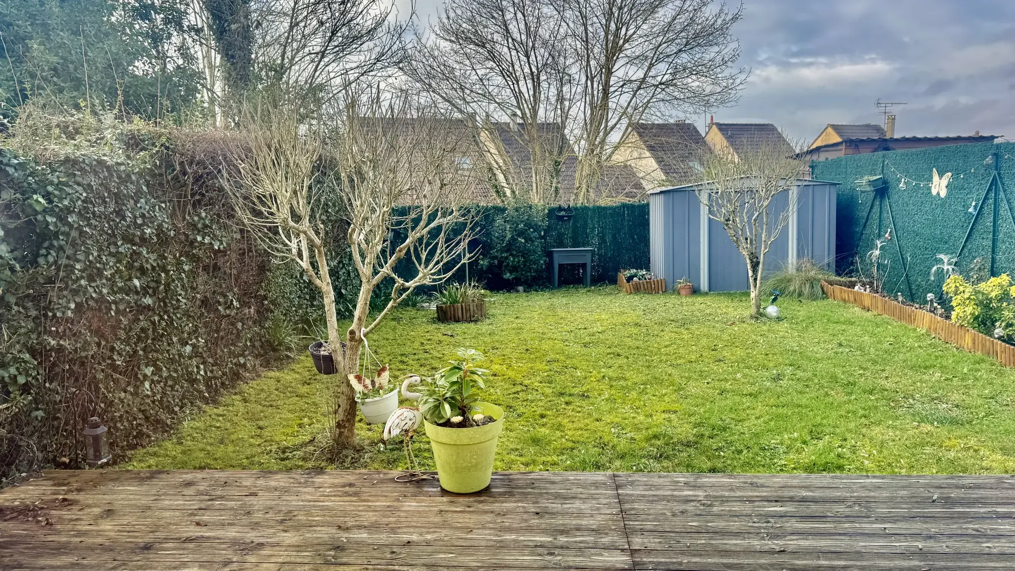 Maison familiale de 100 m² à Mantes-la-Ville avec jardin et 4 chambres 