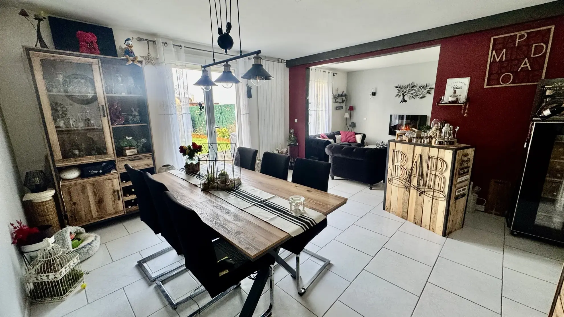 Maison familiale de 100 m² à Mantes-la-Ville avec jardin et 4 chambres 