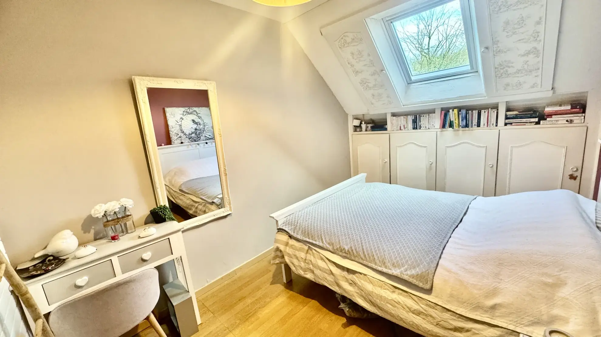 Maison familiale de 100 m² à Mantes-la-Ville avec jardin et 4 chambres 