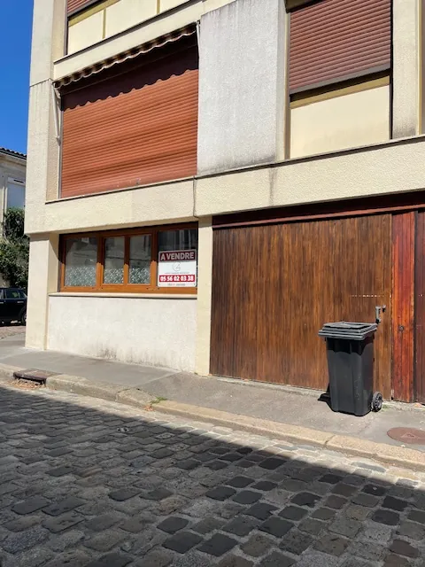 Appartement T1 bis de 47 m² à Bordeaux avec garage, proximité du jardin public 