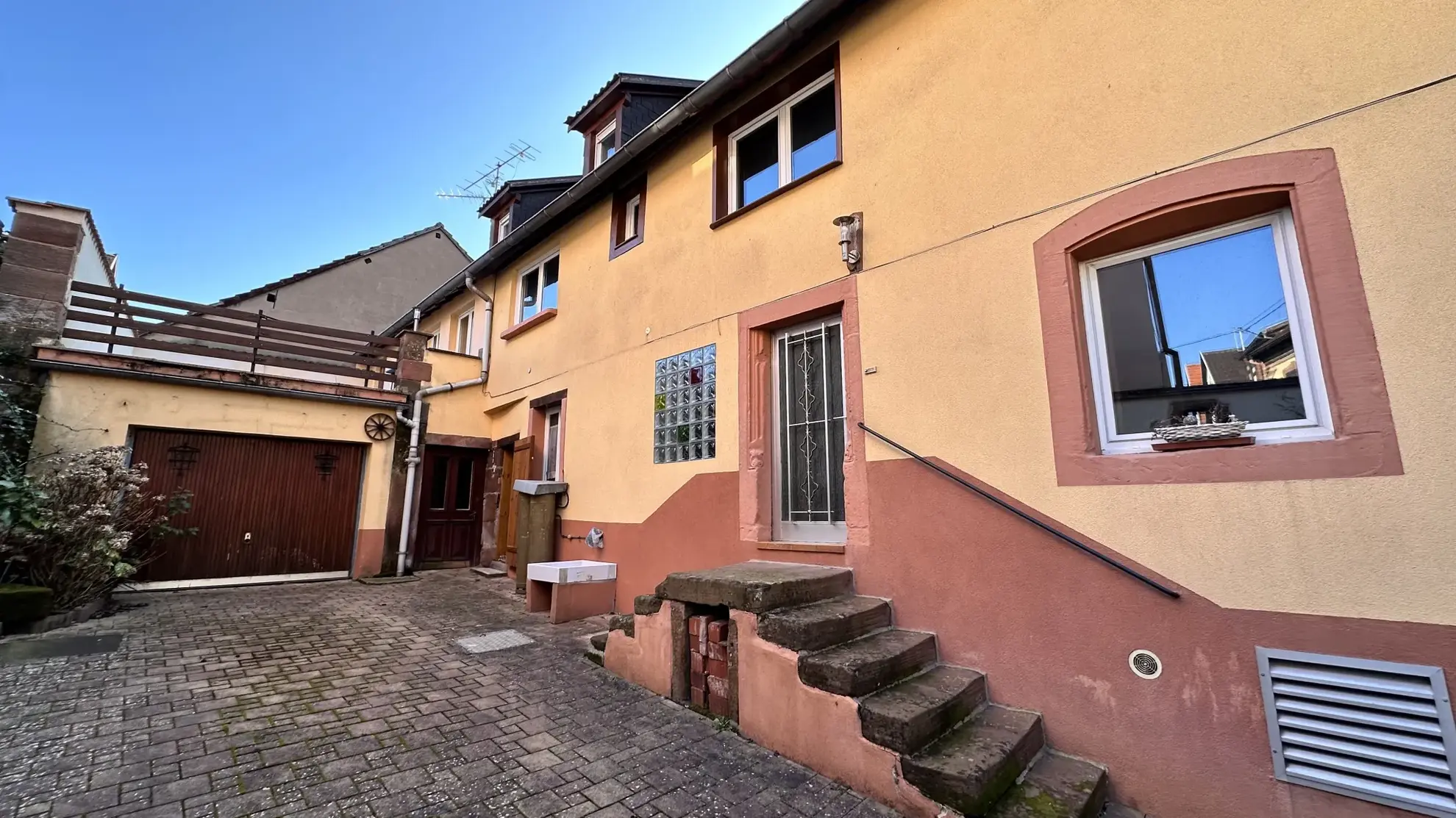 Maison de 190 m² à Neuwiller Les Saverne avec grand potentiel 