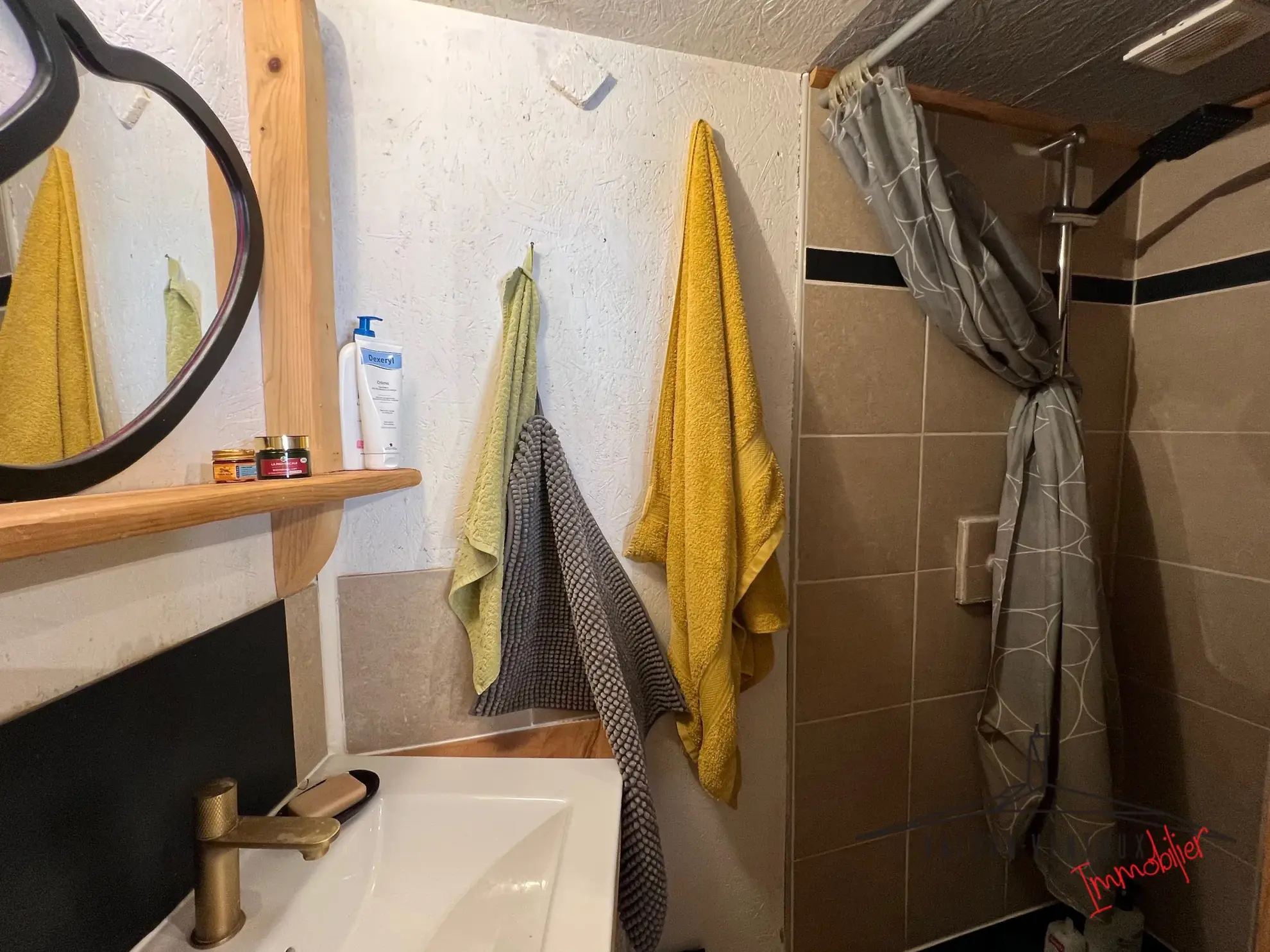 Immeuble locatif à Buis-Les Baronnies avec fort potentiel d'investissement 