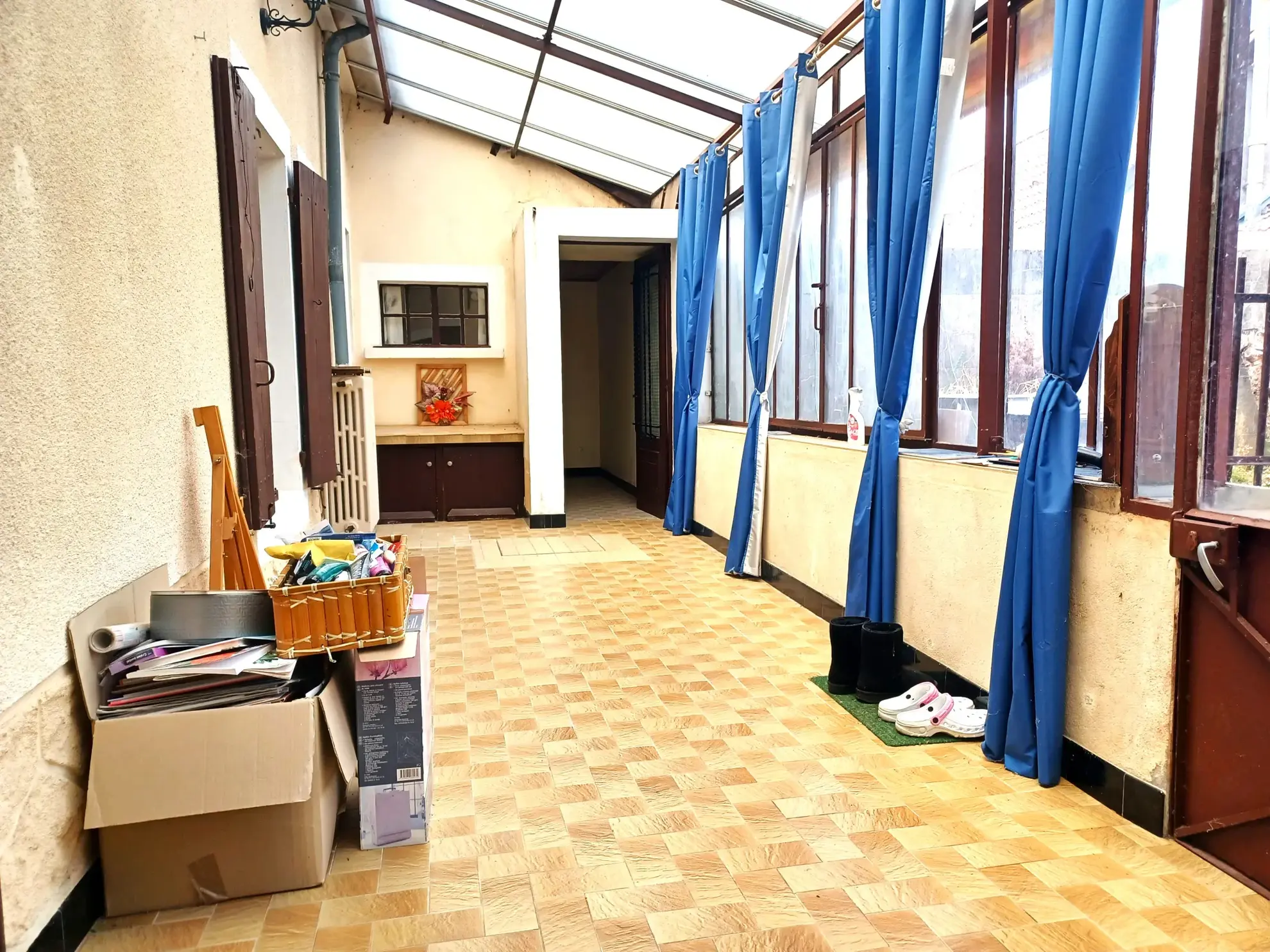 Maison individuelle de 85 m² avec véranda et terrain à Mornay Berry 