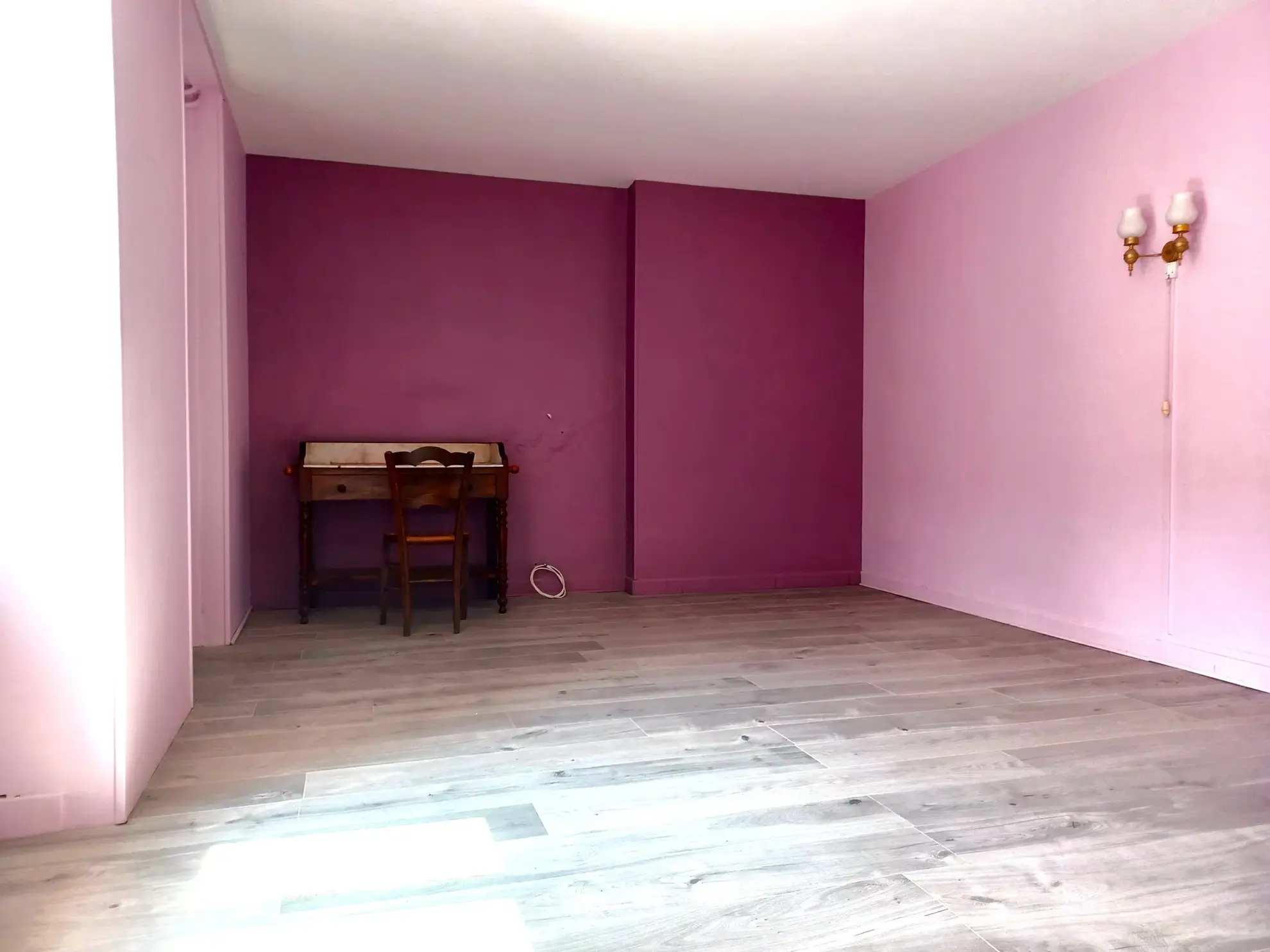 Maison individuelle de 85 m² avec véranda et terrain à Mornay Berry 