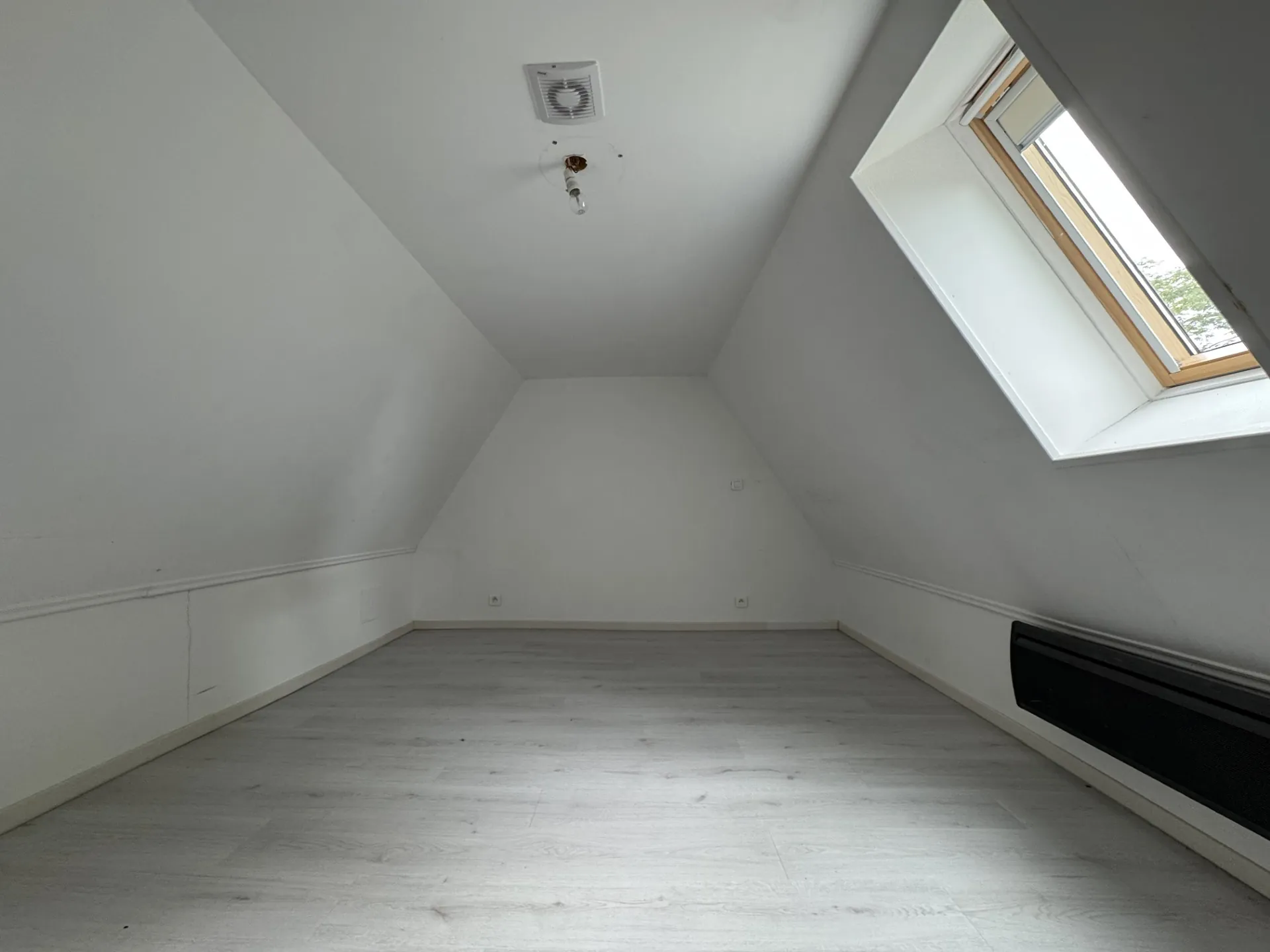 Maison en pierres à Sarlat avec deux appartements et grand terrain – Investissement ou résidence 