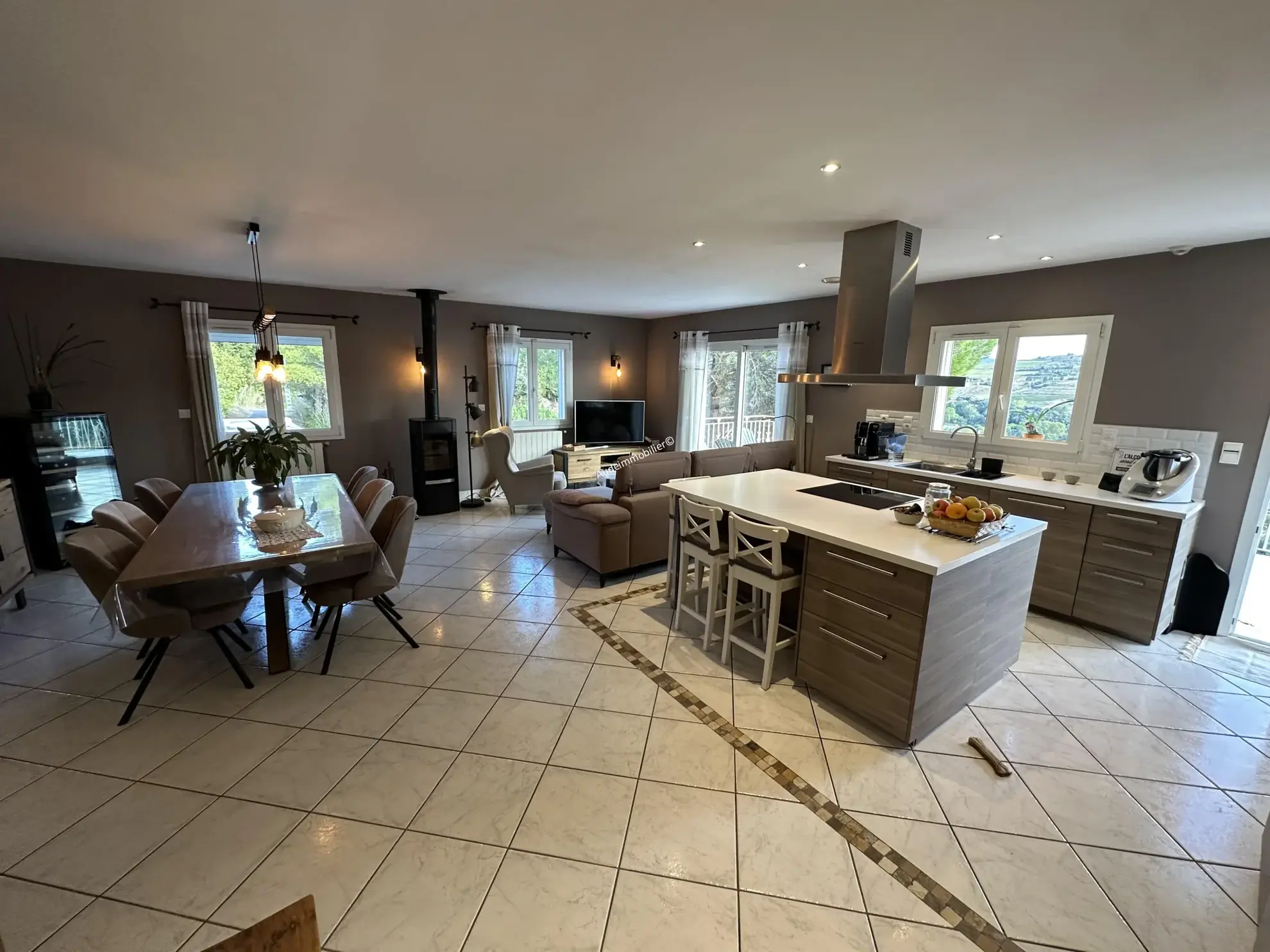 Villa avec vue panoramique sur Limoux et Pyrénées - 3 chambres, grand sous-sol 