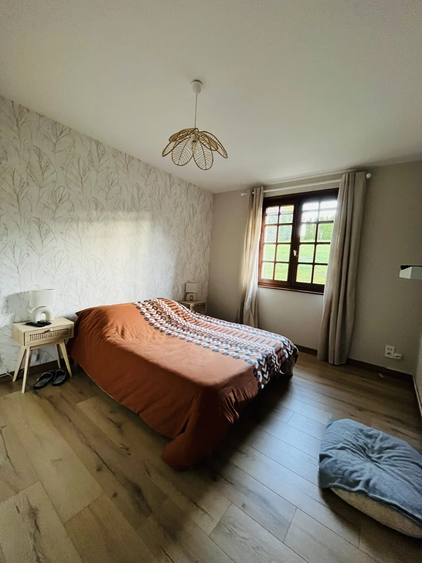 Maison familiale de 193 m² à Quers avec terrain arboré et sous-sol aménageable 