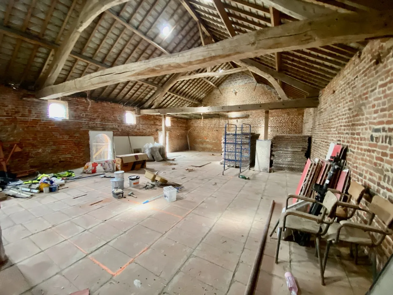 Vente d’un corps de ferme authentique de 200 m² avec 2,83 ha à Avesnes-sur-Helpe 