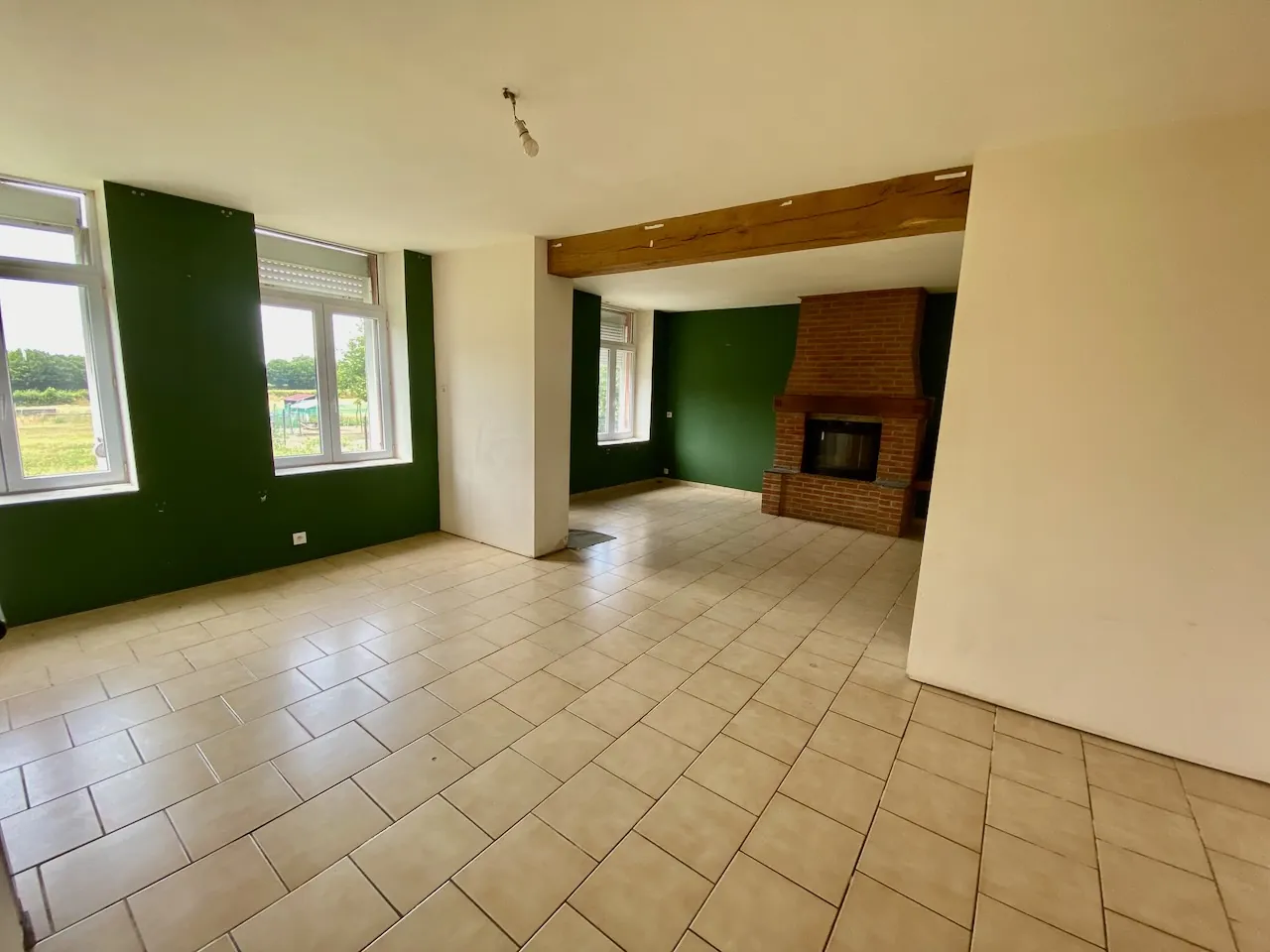 Vente d’un corps de ferme authentique de 200 m² avec 2,83 ha à Avesnes-sur-Helpe 