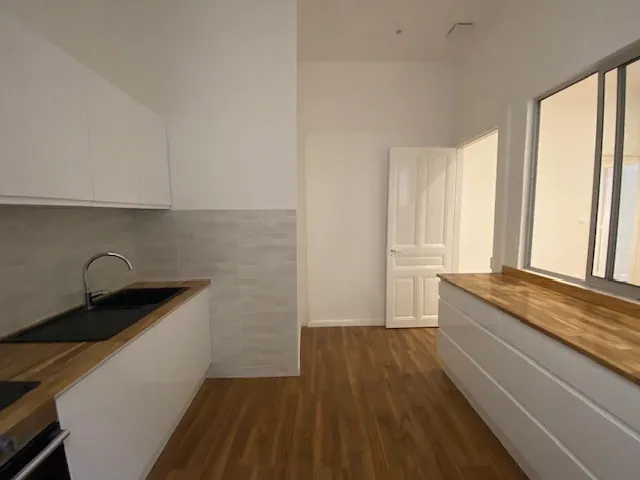 Appartement T5 rénové à Belfort Centre avec cave et grenier 