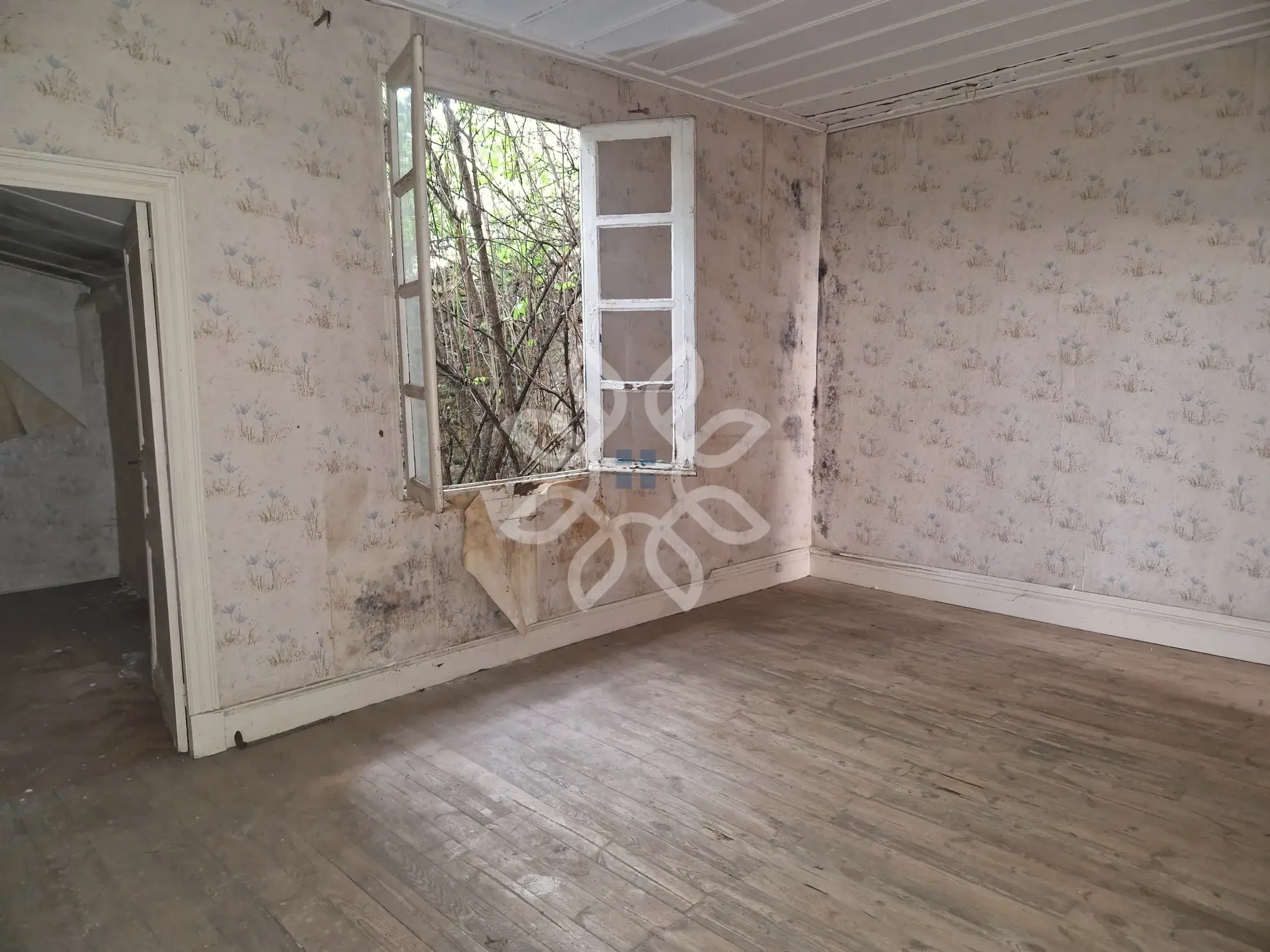 Maison de ville à Brioude avec grand potentiel d'aménagement 