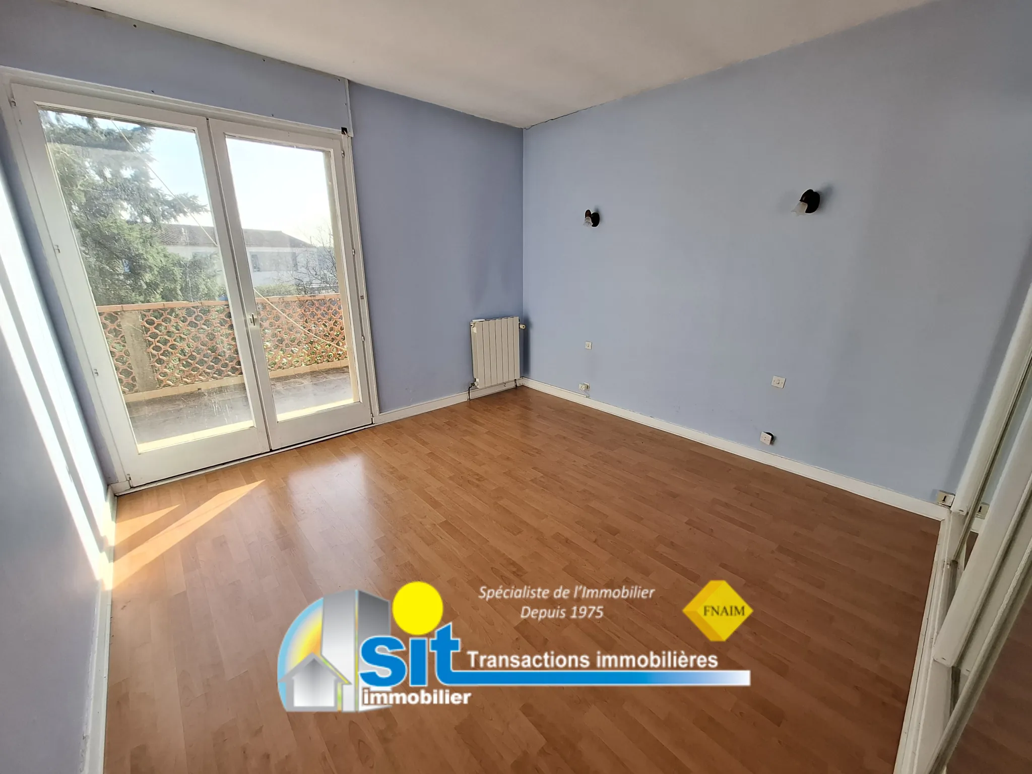 Maison traditionnelle de 162 m² avec potentiel de rénovation à Saint-Clair-du-Rhône 