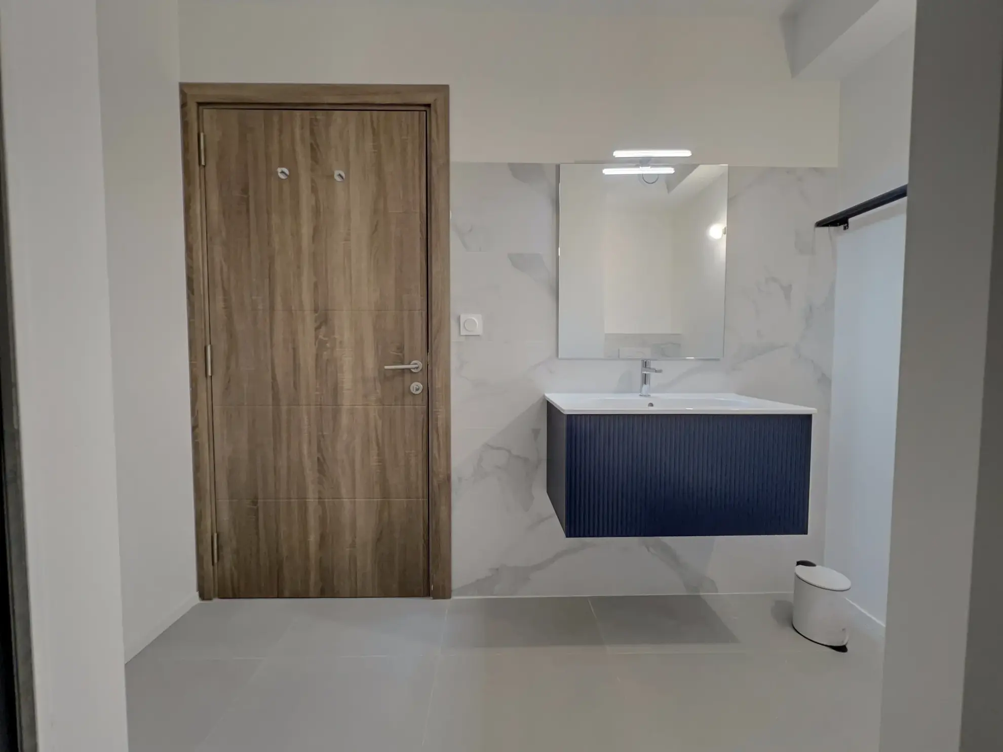 Vue exceptionnelle sur la plage à Pianottoli-Caldarello : résidence haut standing avec piscine et sport 