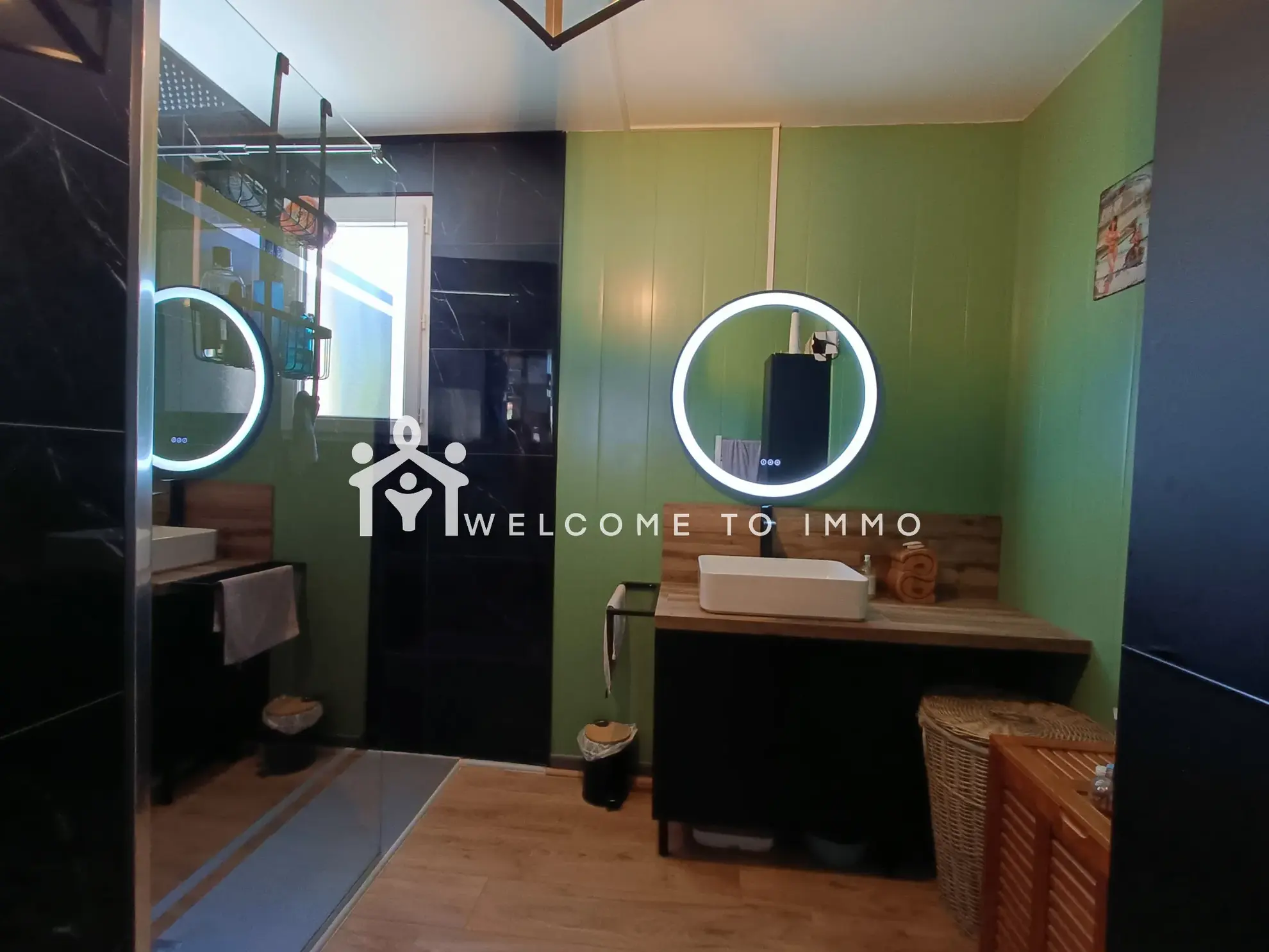 Maison à vendre à Benon avec jardin, garage et grande superficie, hors lotissement 