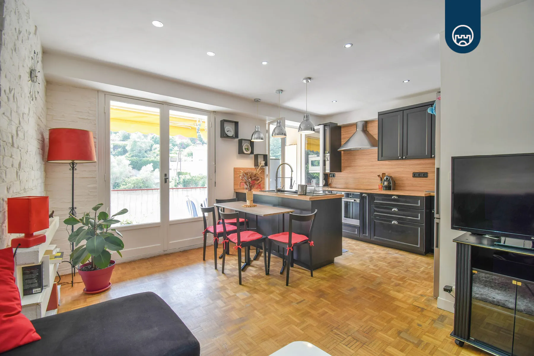 Appartement 3 pièces à Nice Magnan - Dernier étage avec terrasse et Vue Dégagée 