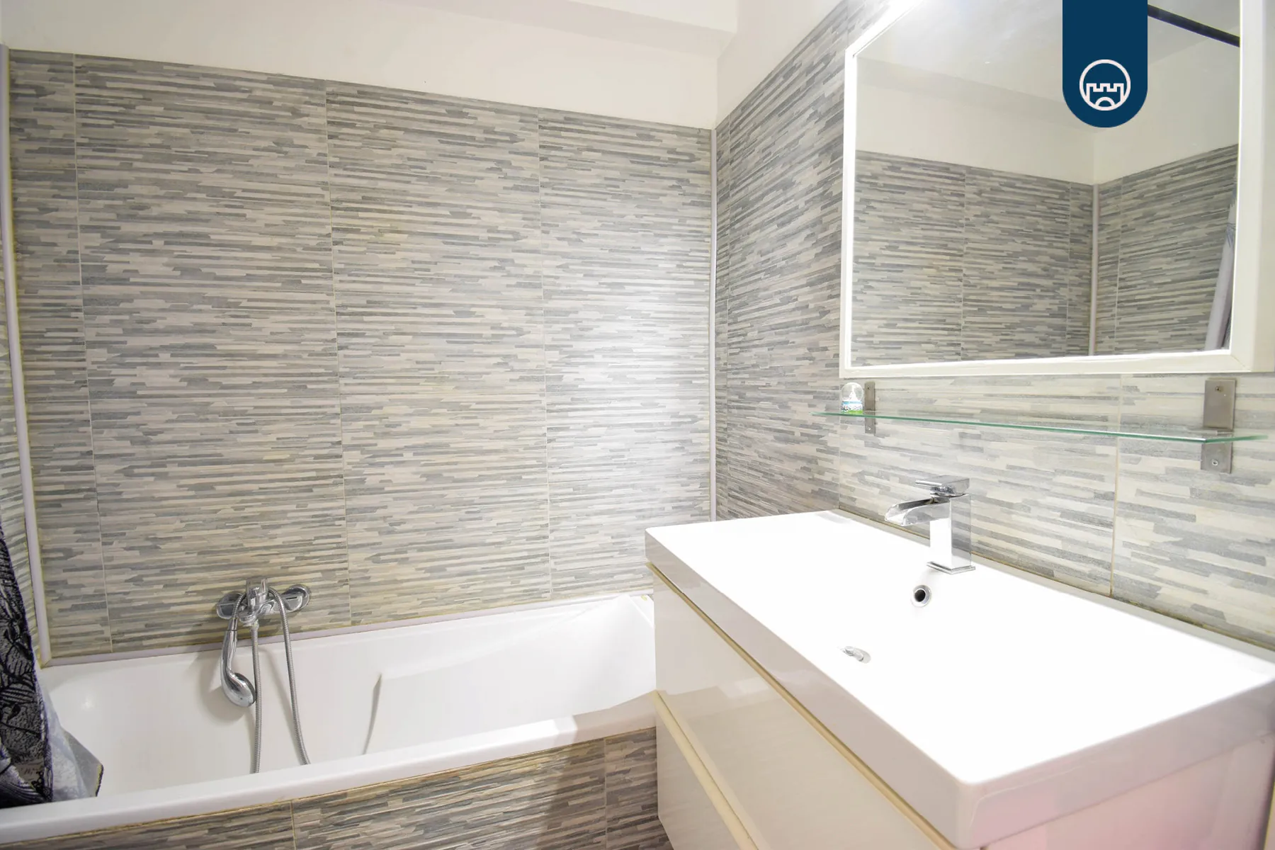 Appartement 3 pièces à Nice Magnan - Dernier étage avec terrasse et Vue Dégagée 