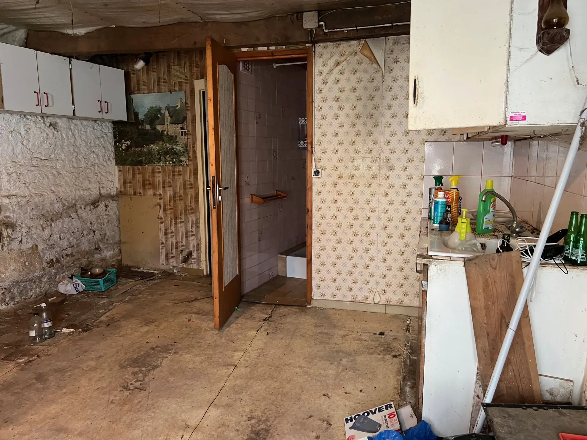 Charmante maison en pierres à La Chapelle Thémer - Jardin et garage - Opportunité à rénover 