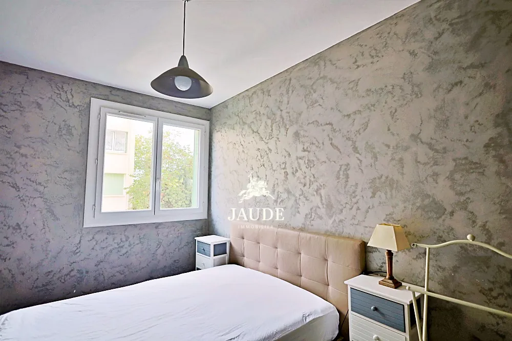 A VENDRE Appartement T3 Meublé à Chamalieres Résidence Roc Fleuri 