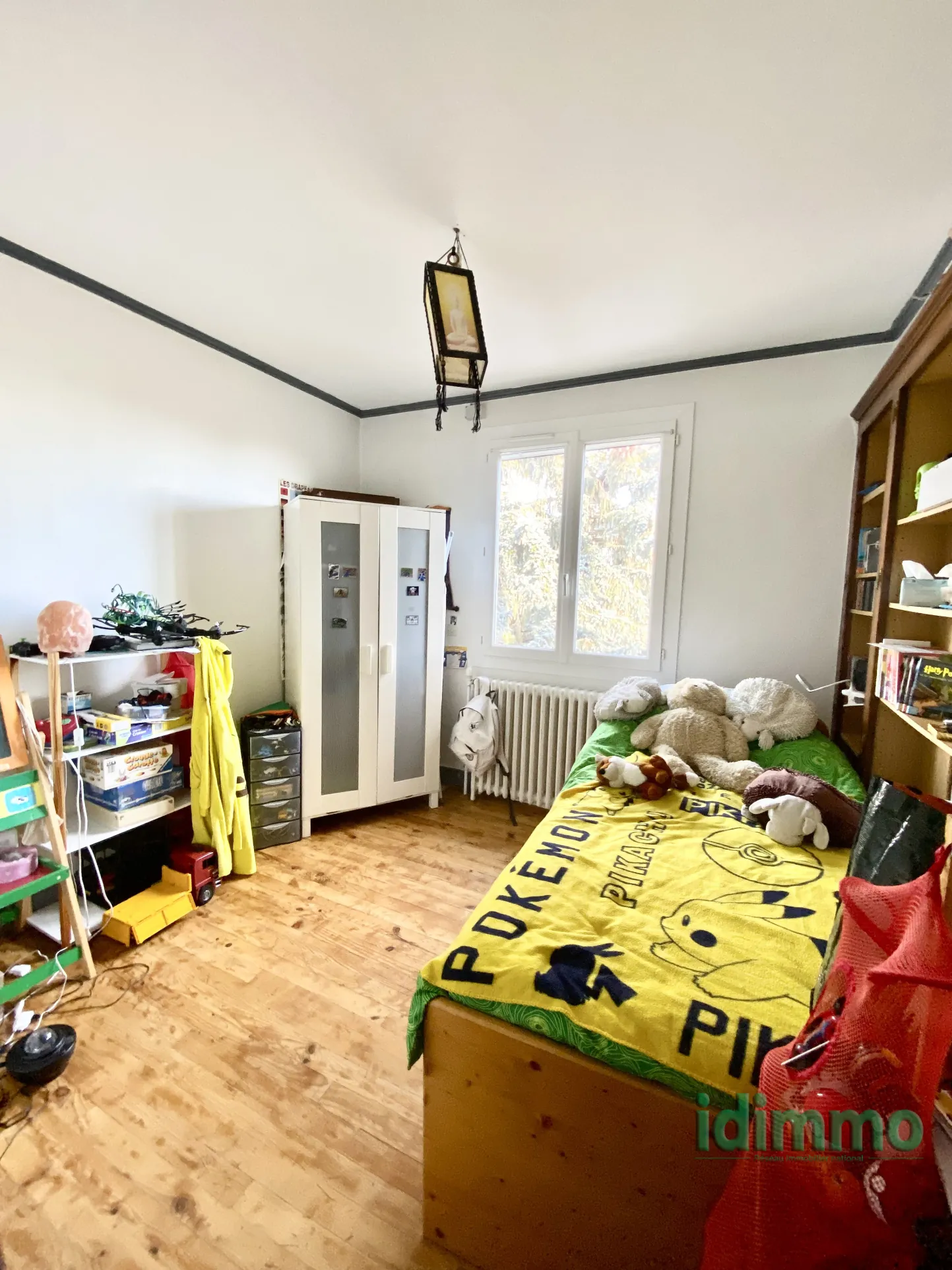 Maison lumineuse de 86 m2 à Annonay avec jardin, 2 chambres et bureau à vendre 