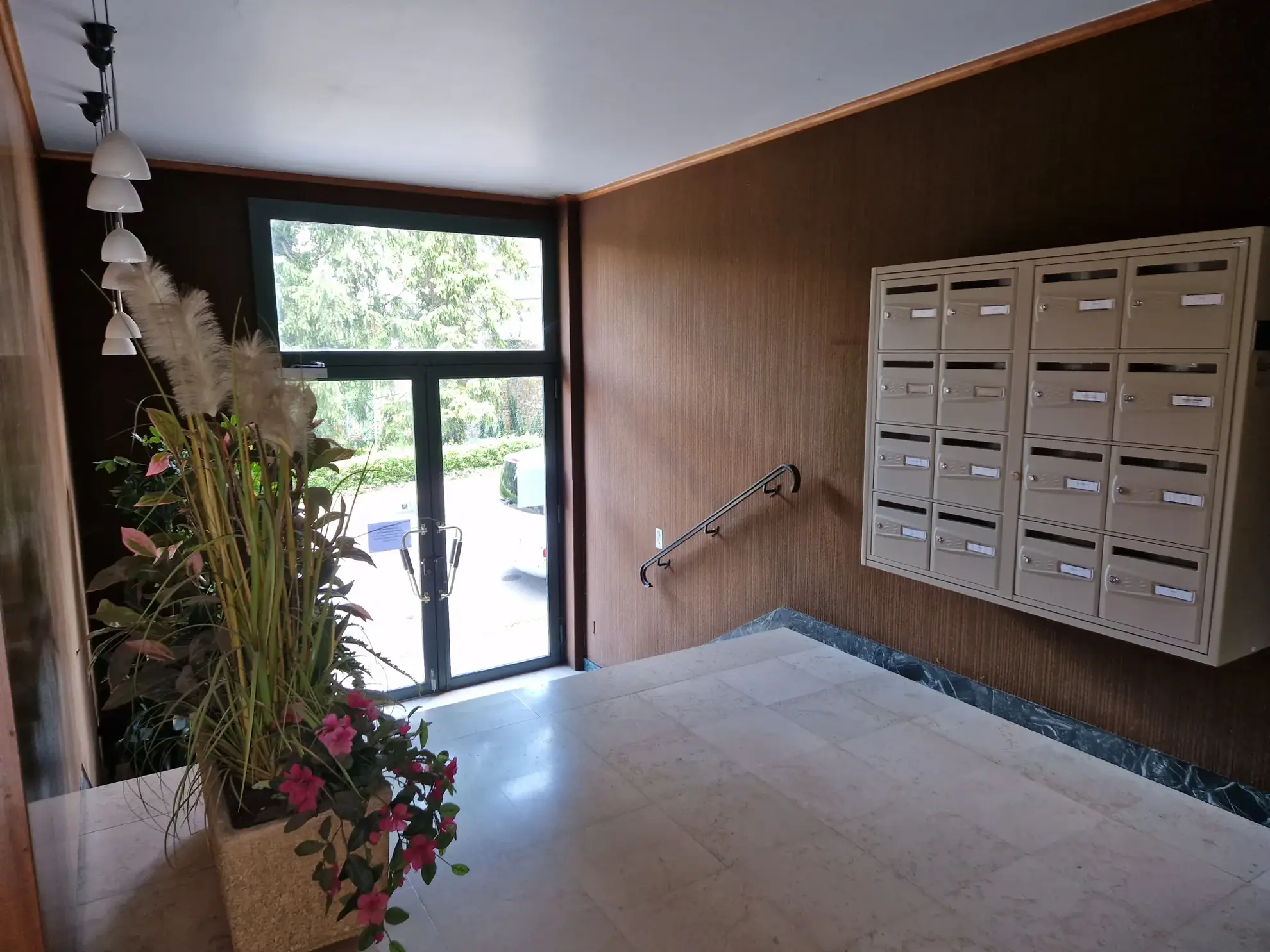 Appartement 2 pièces avec garage au centre-ville d'Autun 