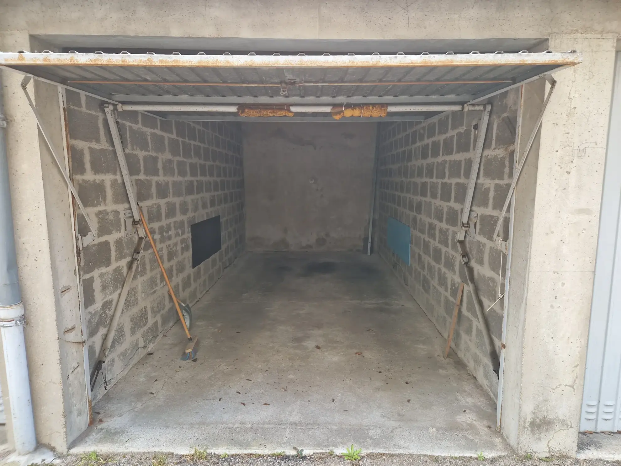 Appartement 2 pièces avec garage au centre-ville d'Autun 