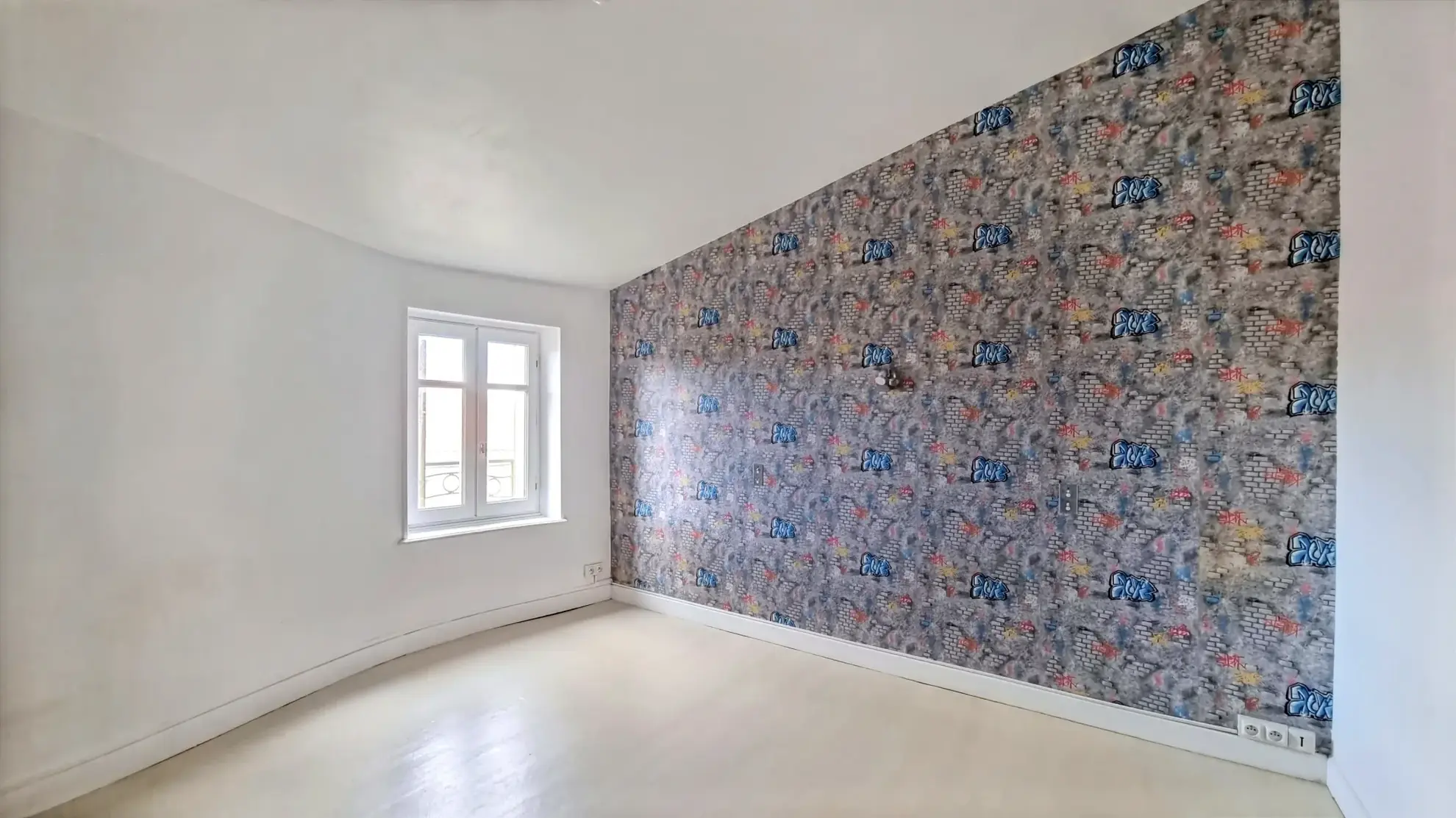 Maison de bourg de 105 m² à Beaumont avec 3 chambres et grand potentiel à vendre 