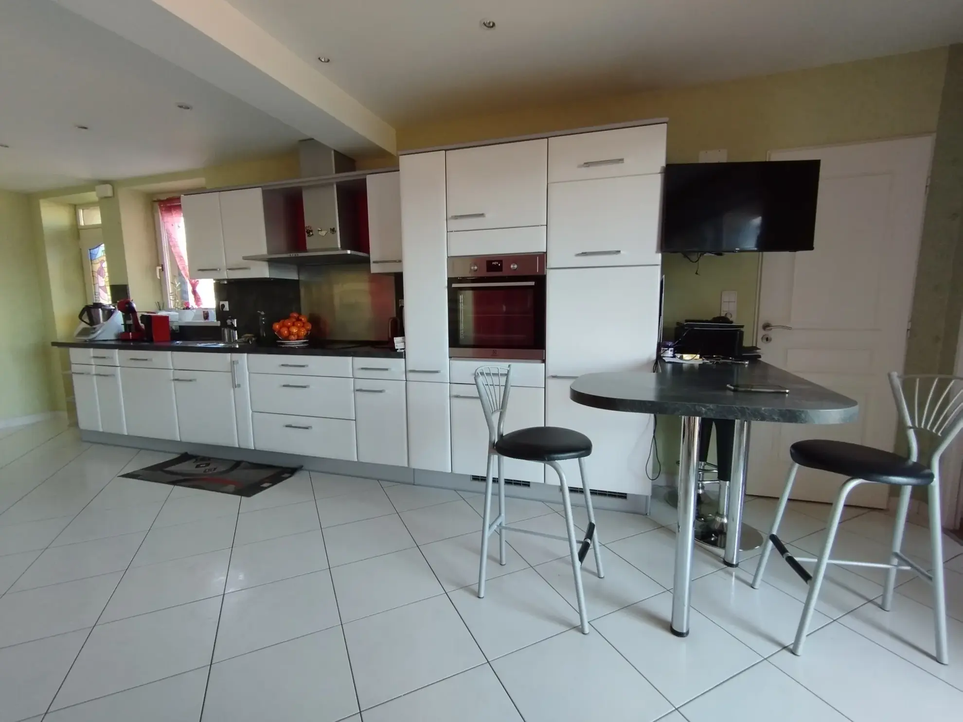 Maison rénovée de 110 m² avec terrasse et jardin près de N4 à Petitmont