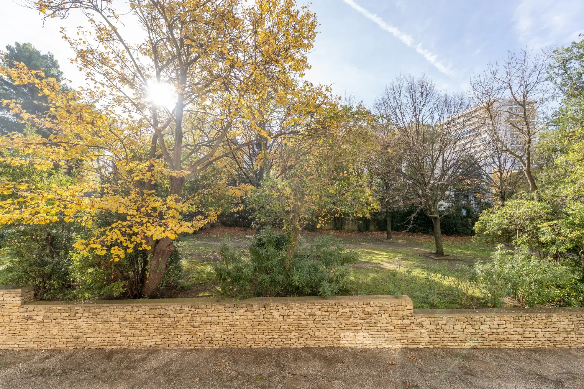 Bel appartement 3 chambres avec balcon au Cabout à Marseille 