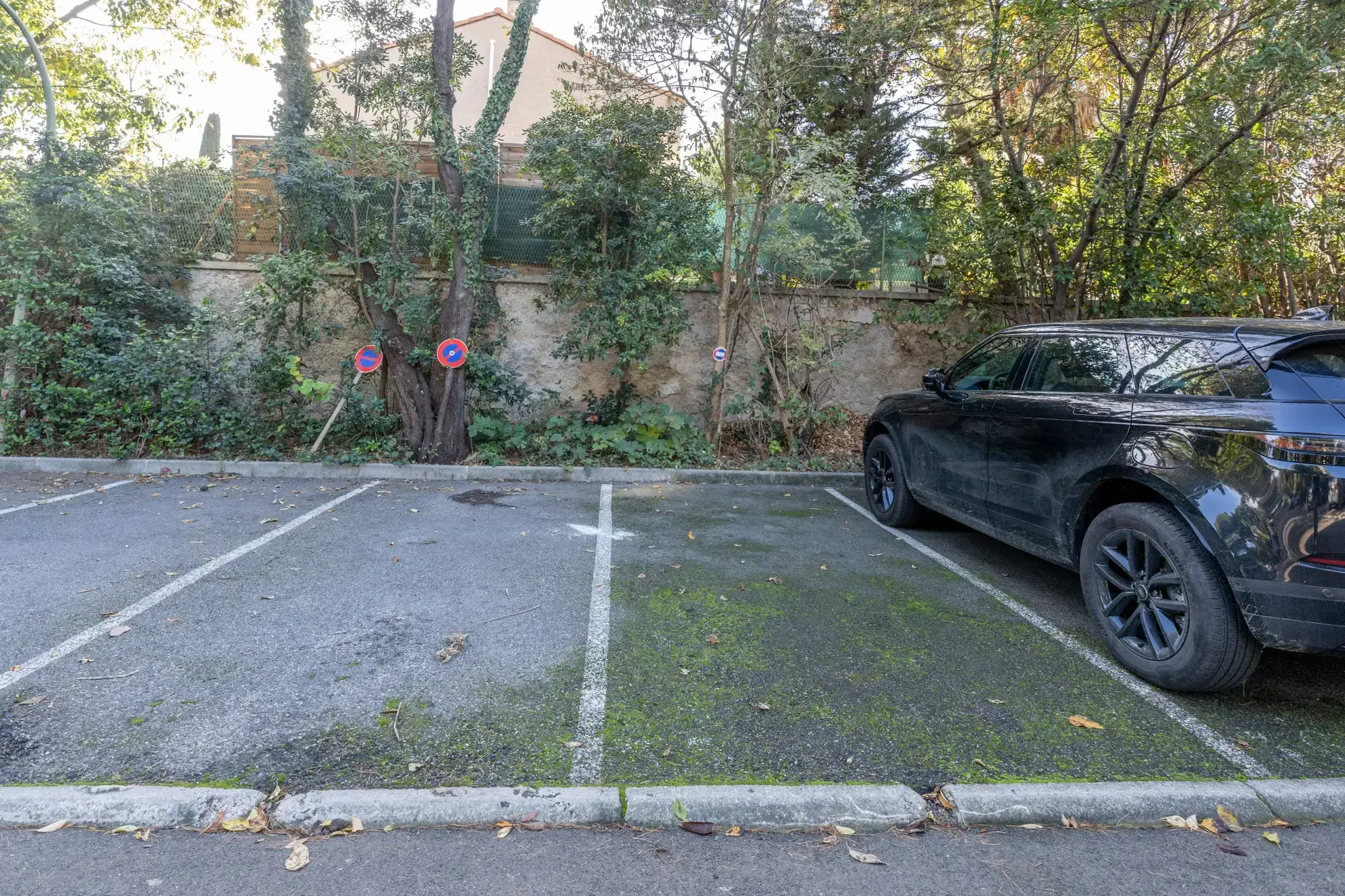 Bel appartement 3 chambres avec balcon au Cabout à Marseille 