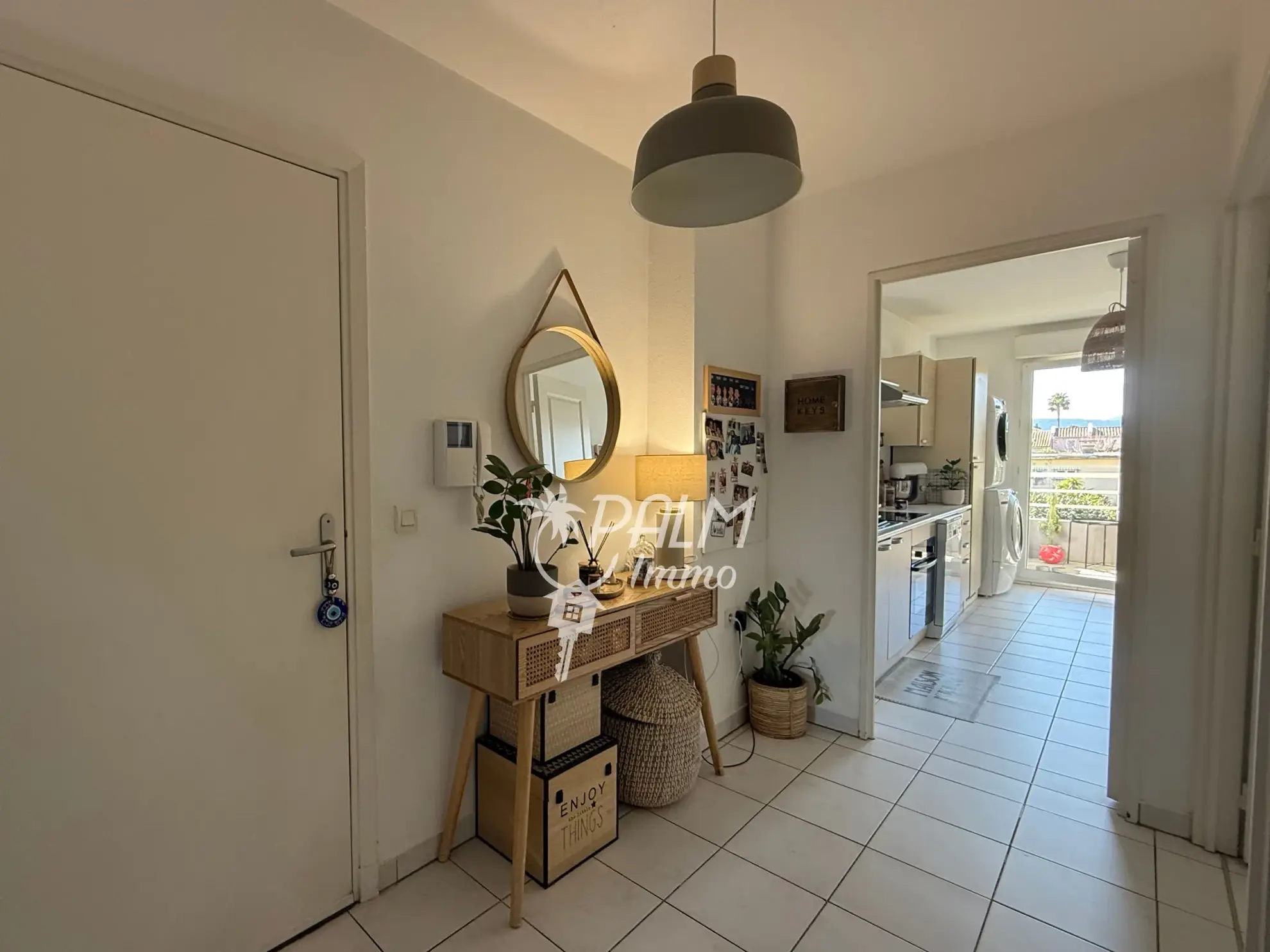 Appartement 3 pièces avec terrasse et parking à Mandelieu-la-Napoule 