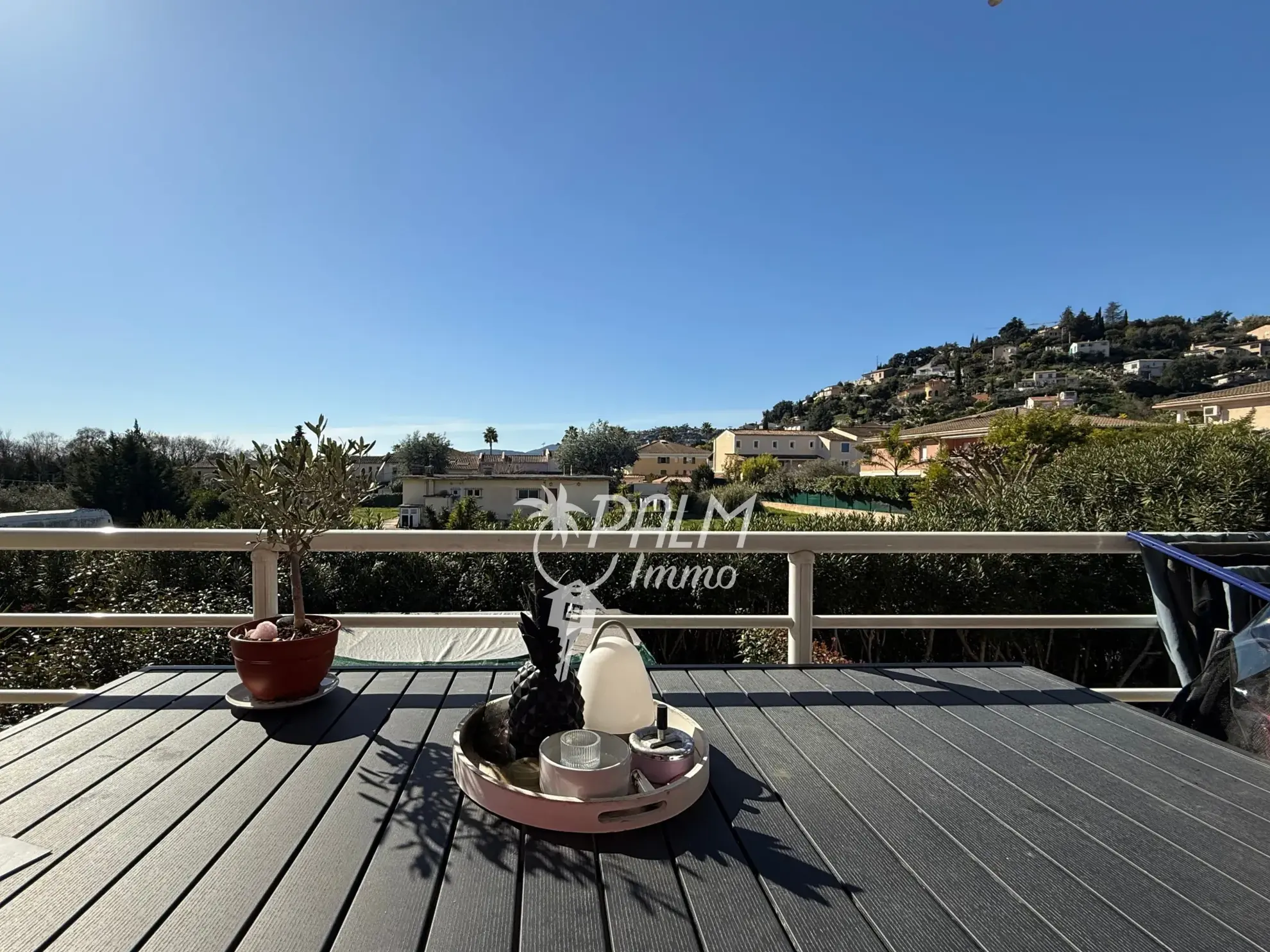 Appartement 3 pièces avec terrasse et parking à Mandelieu-la-Napoule 