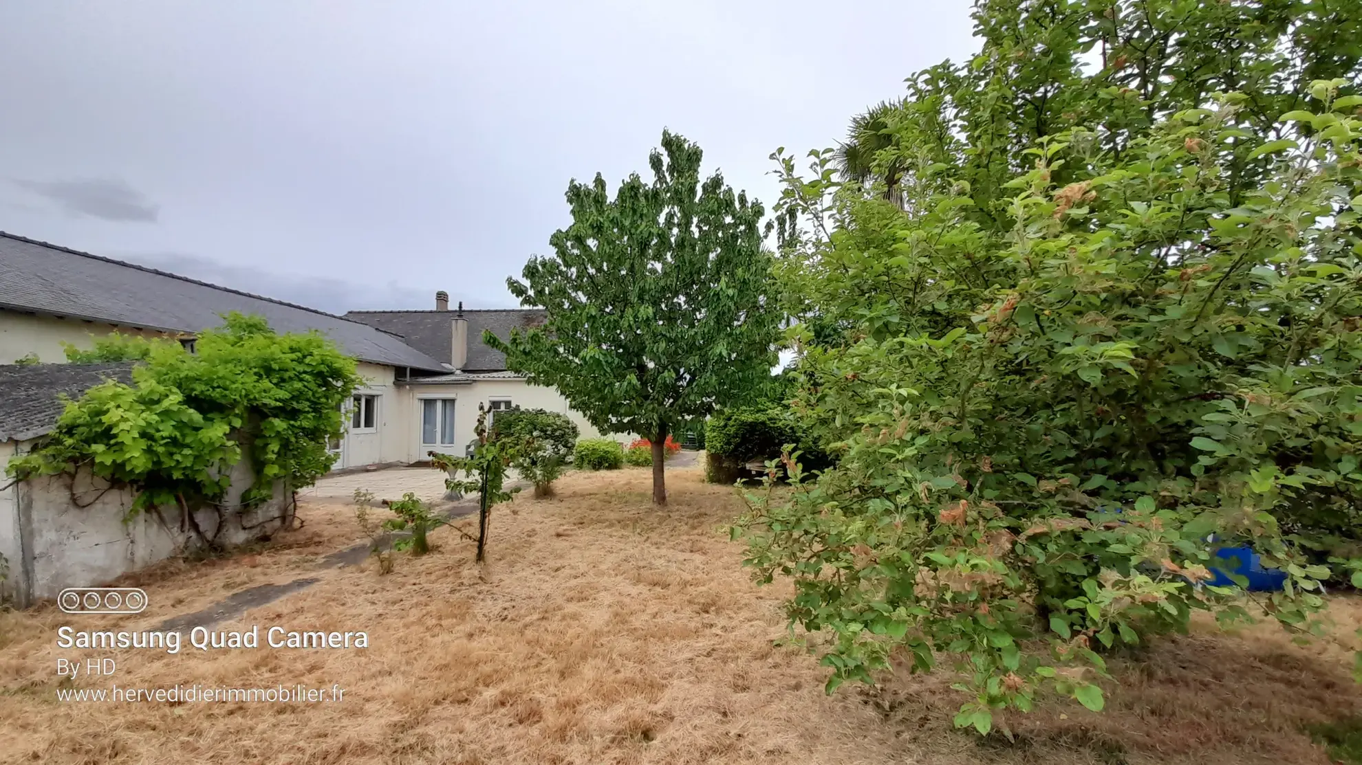 Belle maison de 122 m² avec terrain constructible à Le Bailleul - Idéal résidence ou investissement 