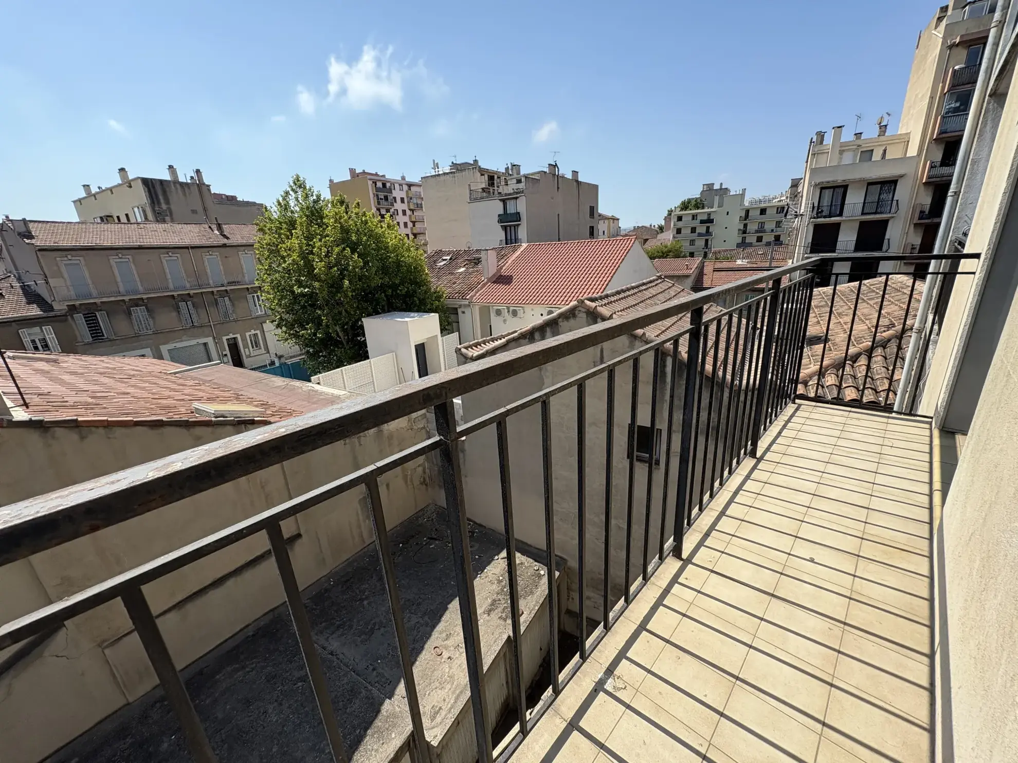 Studio lumineux de 26 m² à Marseille, idéal pour investissement locatif 