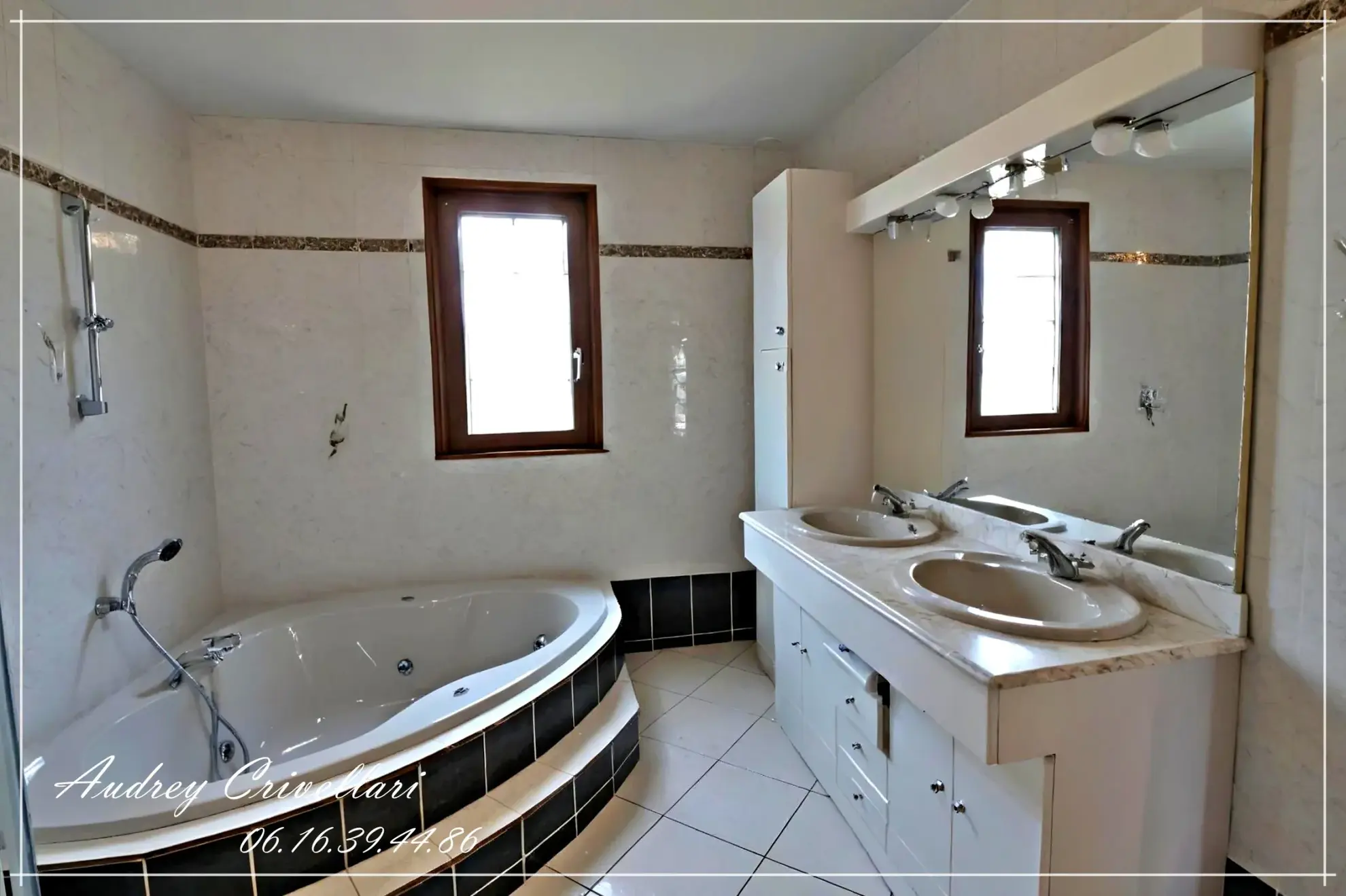 Charmante maison de 111 m² à Saint-Léonard avec garage, proche commodités 