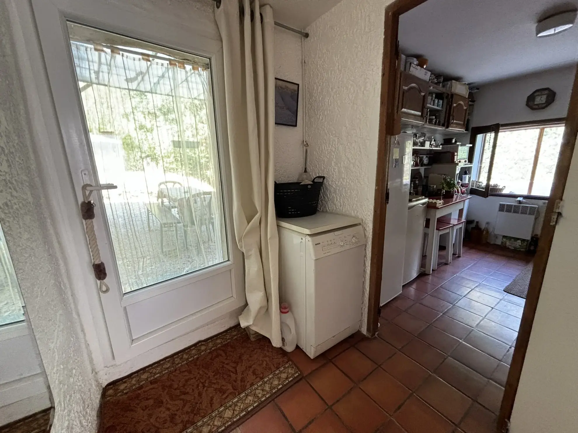 Maison de campagne en pierre avec deux logements à vendre à Crestet 