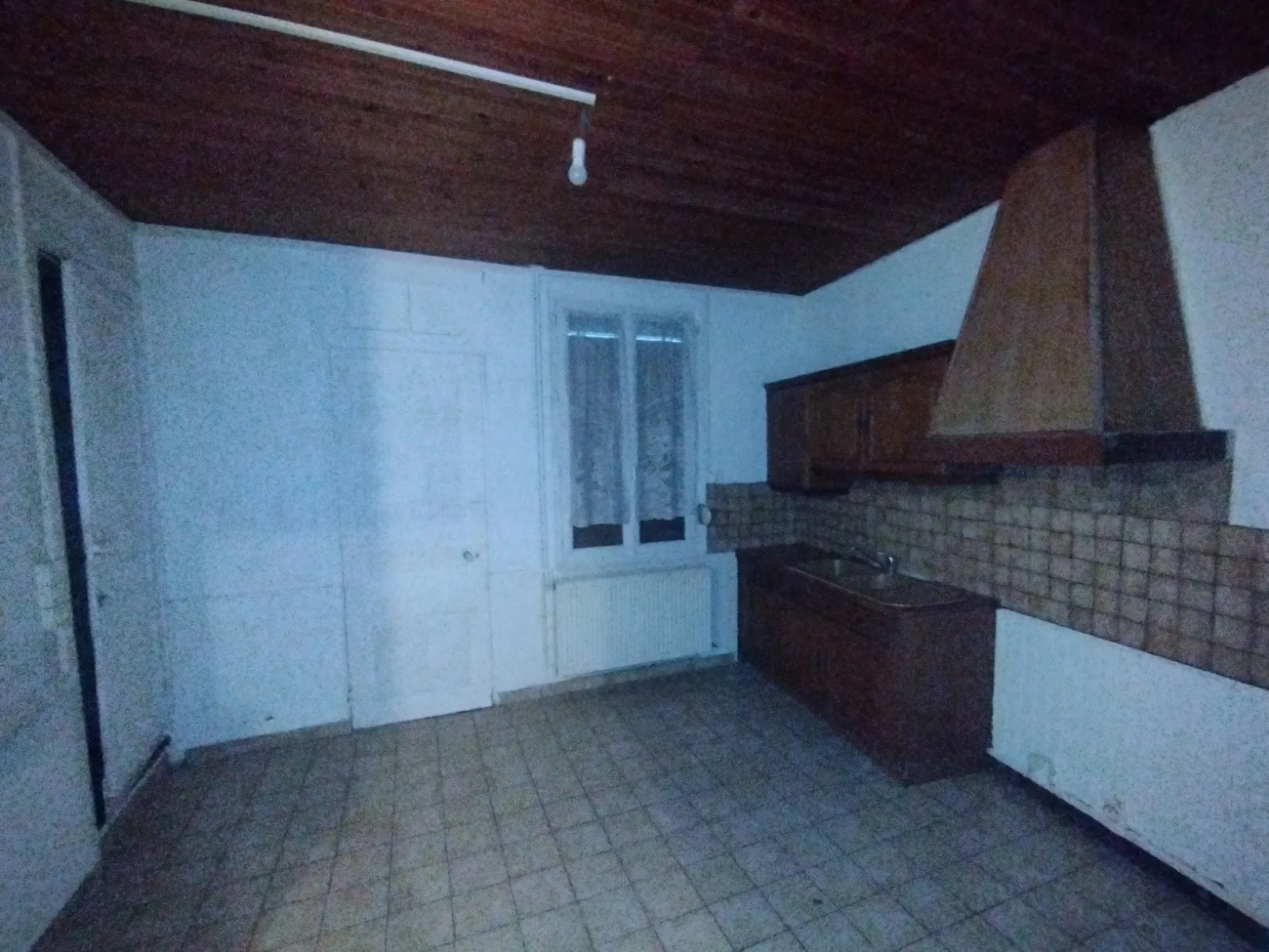 Maison de ville à rénover proche de Noyon et Compiègne, potentiel d'investissement 