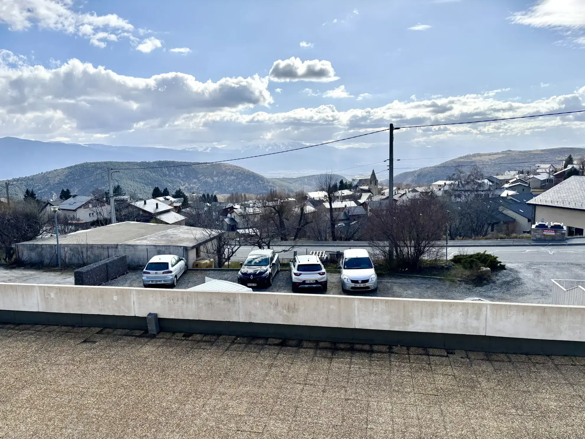 Appartement avec véranda à Font-Romeu Odeillo, vue montagne 