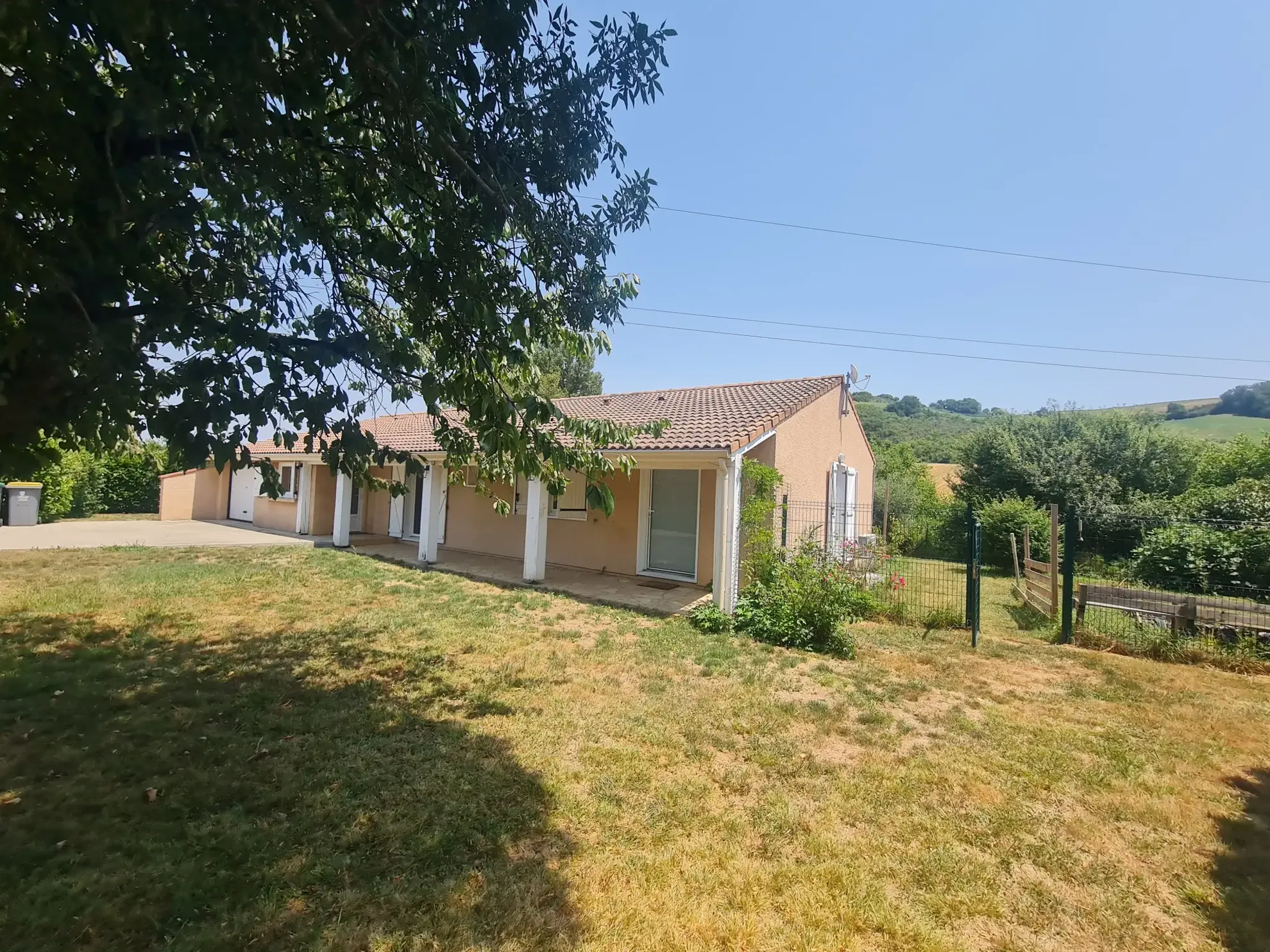 Villa familiale de 120 m² avec jardin, garage et terrasse à Gaillac Toulza près des gares Auterive et Cintegabelle 
