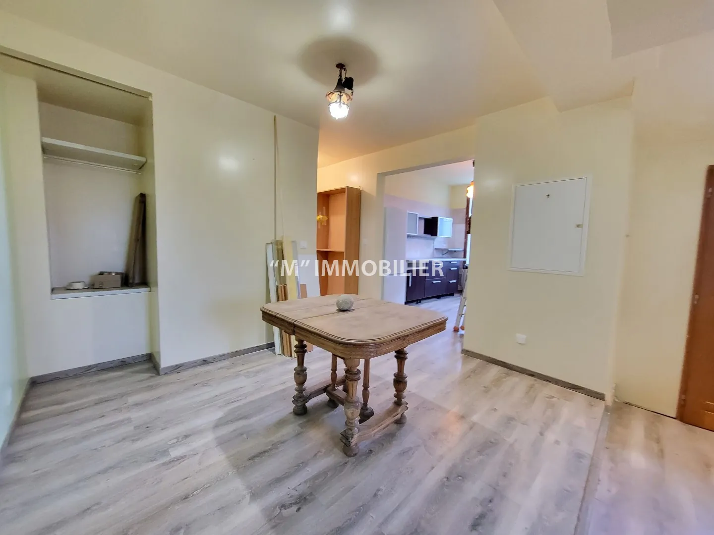 Immeuble à vendre à Nogent-l’Artaud avec forte rentabilité et potentiel d’aménagement 