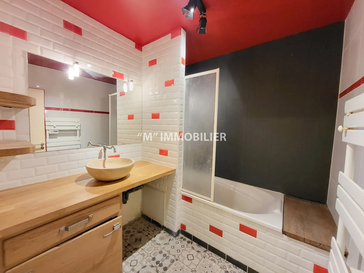 Immeuble à vendre à Nogent-l’Artaud avec forte rentabilité et potentiel d’aménagement 