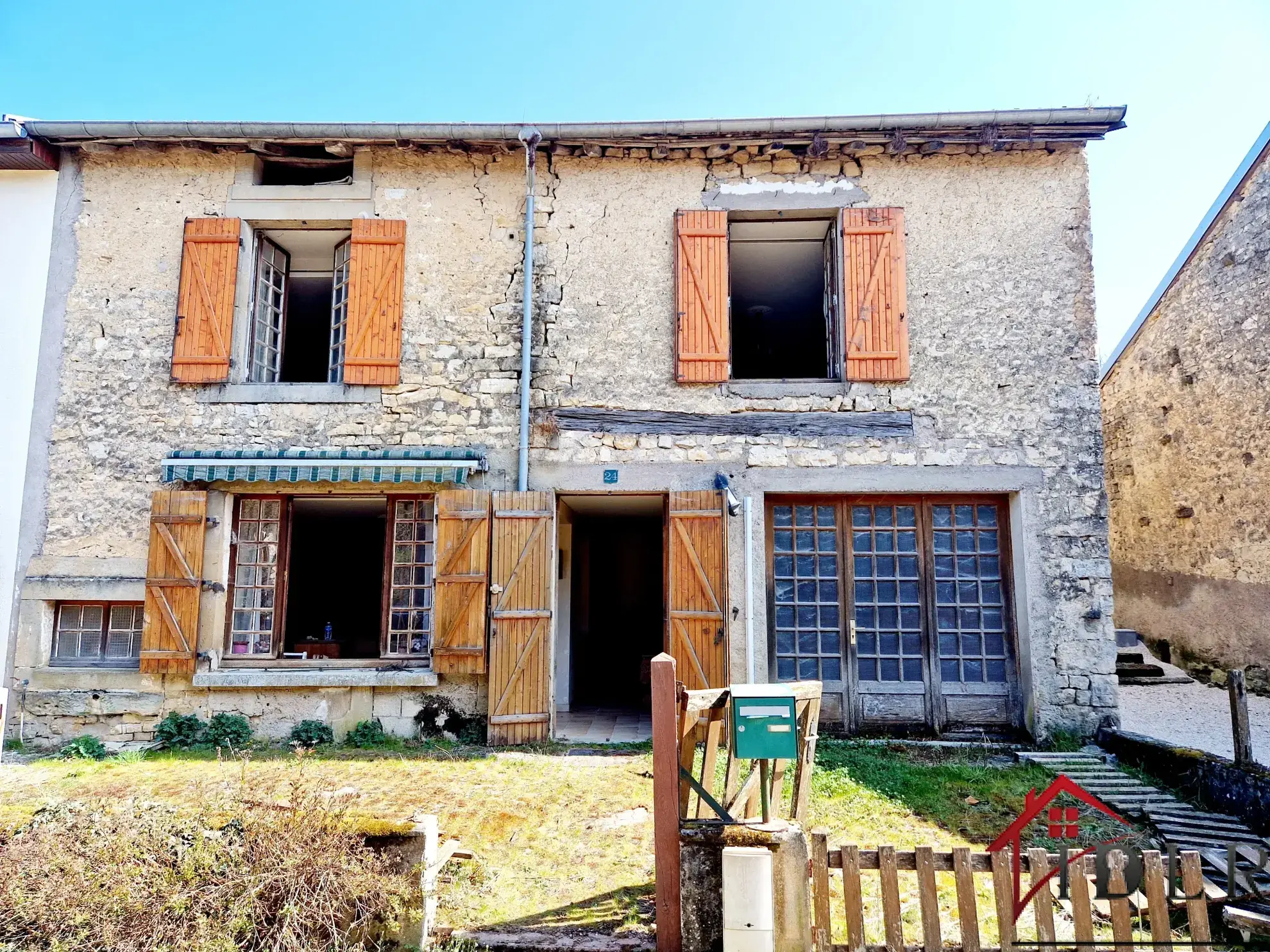 Maison de 118 m² à vendre en Haute-Marne, rénovable et idéale pour projet immobilier