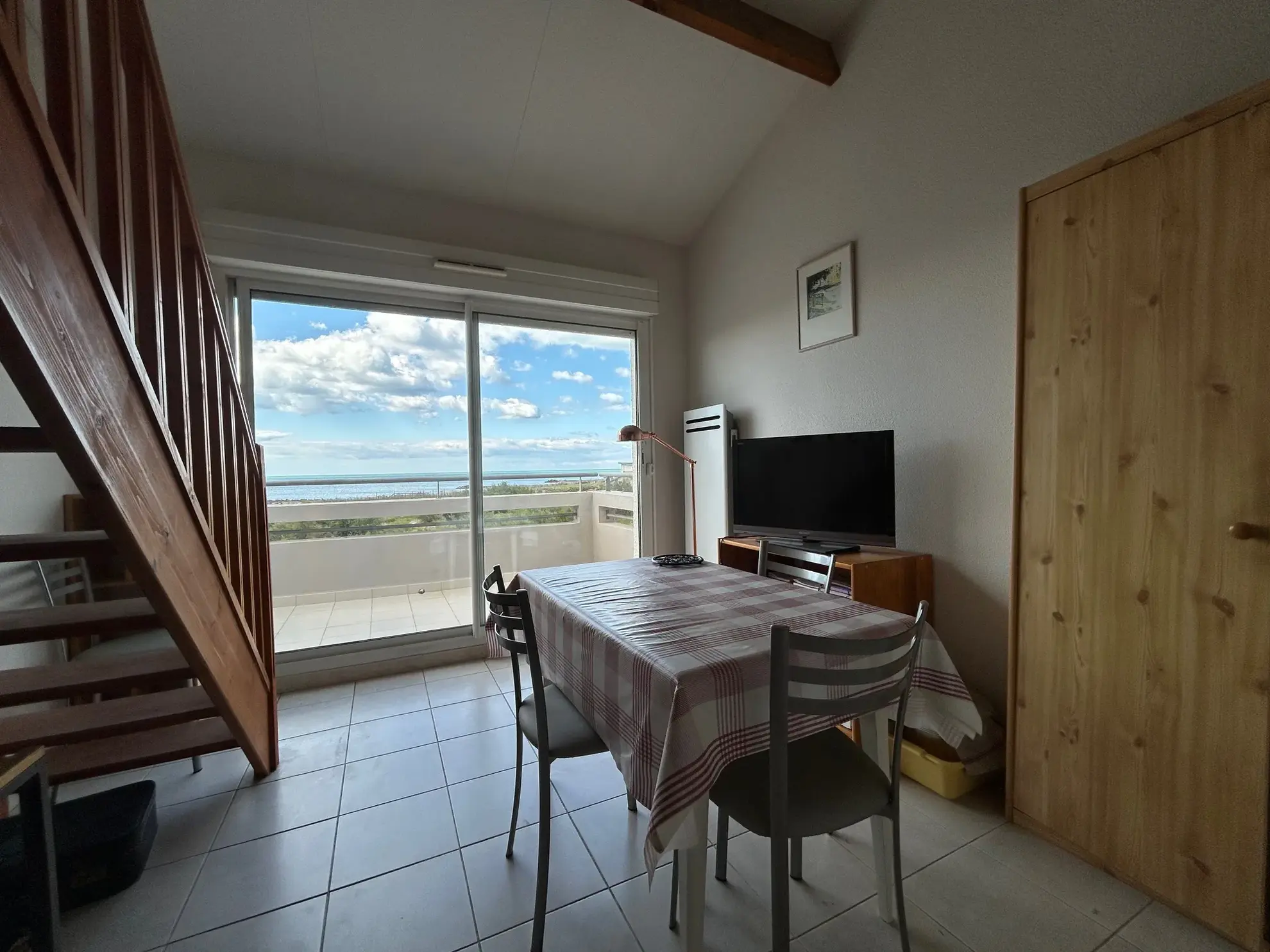 Appartement T2 bis avec terrasse, vue mer et garage à Frontignan plage 