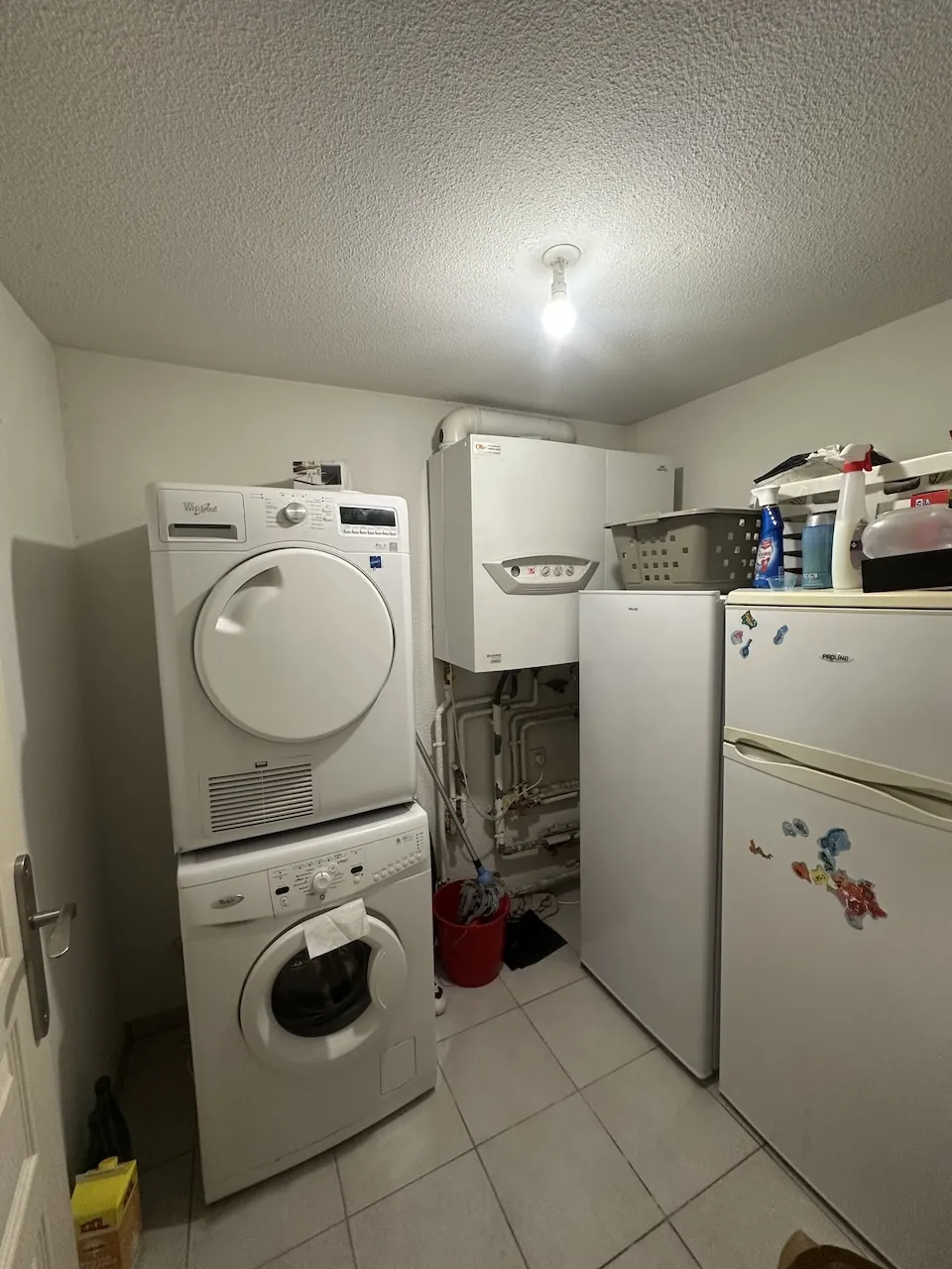 Maison de 136 m² à Riorges avec terrasse et 3 chambres, proche commodités 