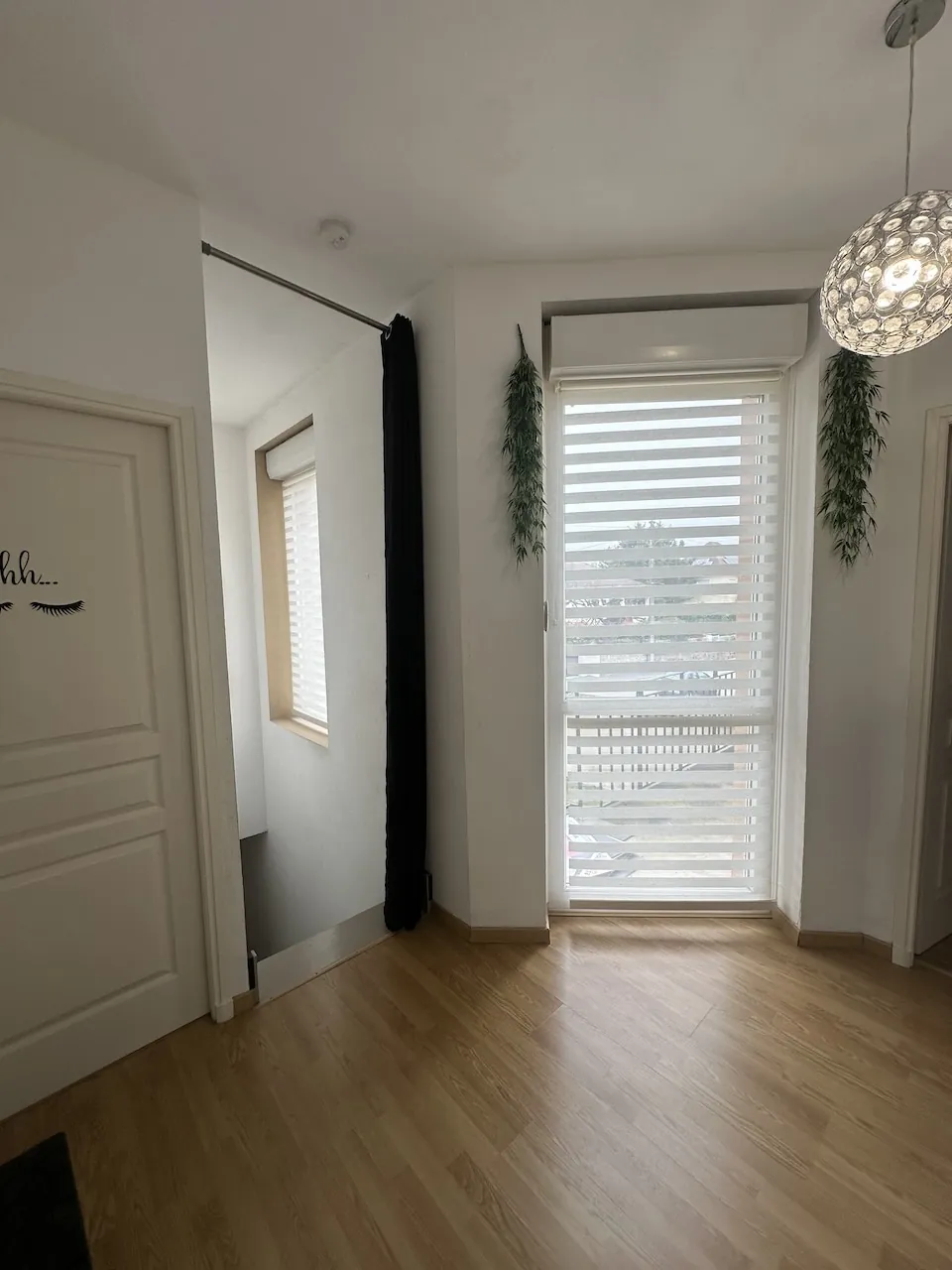 Maison de 136 m² à Riorges avec terrasse et 3 chambres, proche commodités 