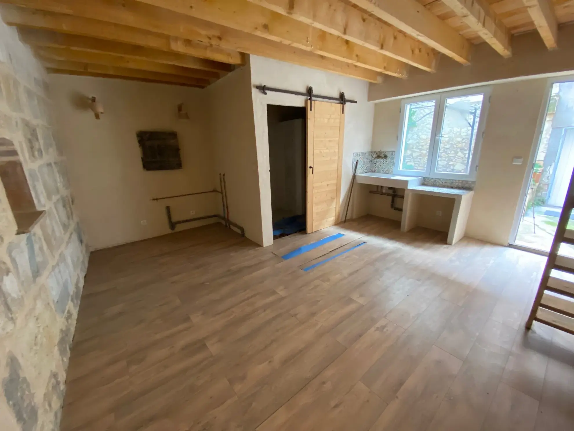 Appartement T2 ou T3 avec terrasse en plein centre-ville de Nîmes