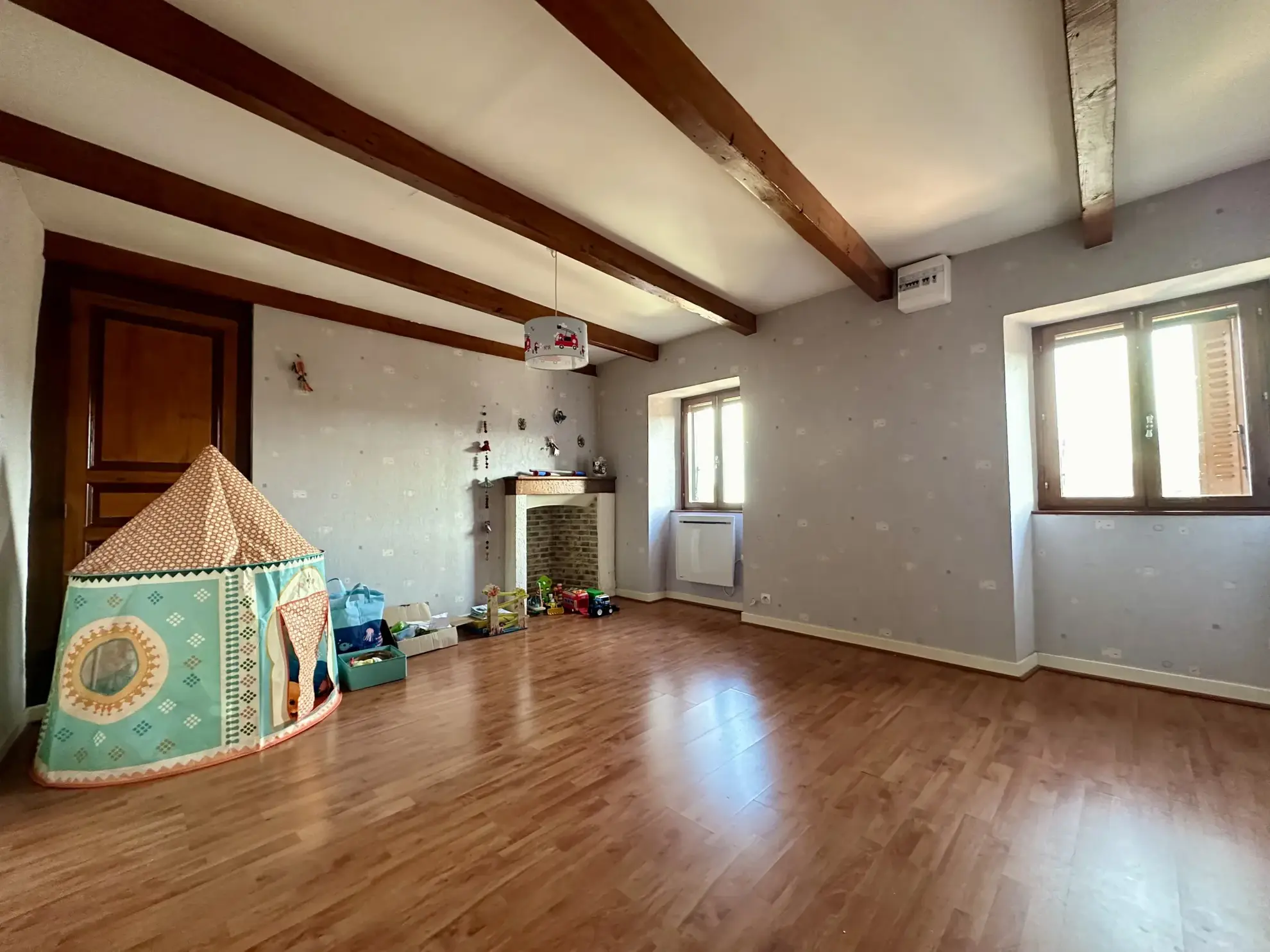 Maison en pierre de 160 m² à Saint-Gènes-Champanelle proche Clermont-Ferrand 